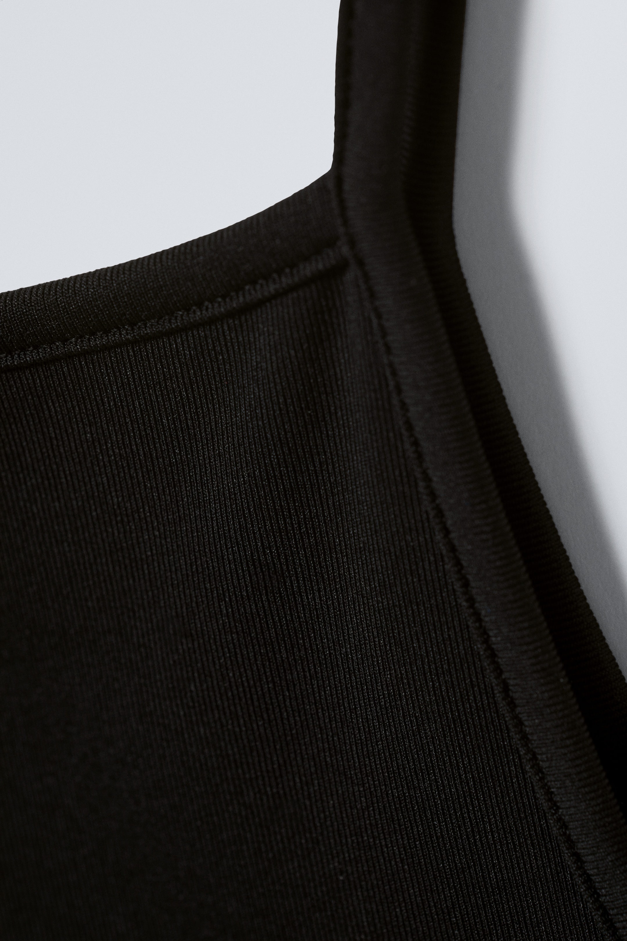 Svart - Strap Knee Dress - 1