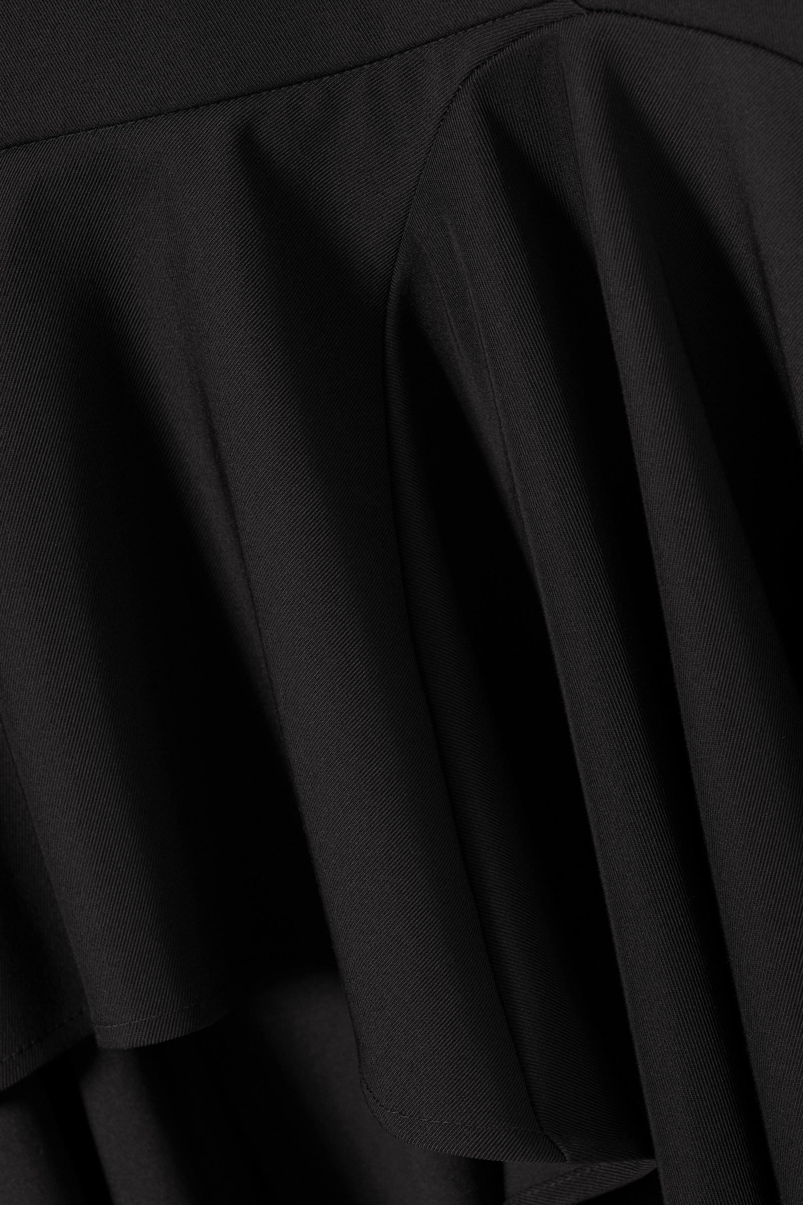 【直営・関税送料込】Asymmetric midi skir 32e88acb87c9f8e85a9f5f3f5fffea