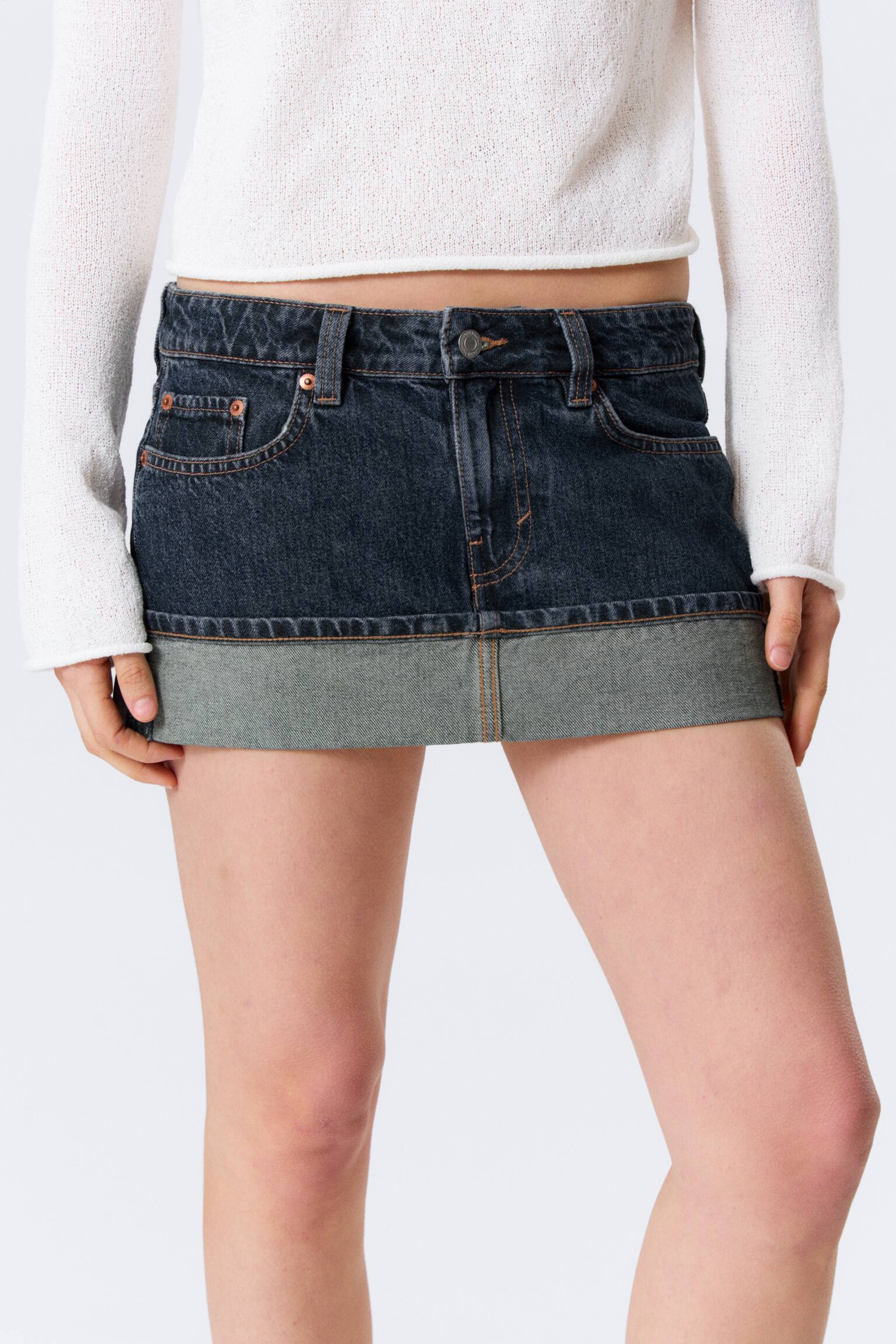 Mini-jupe ajustée taille basse en denim - Blue Anthem - Bleu moyen - 4