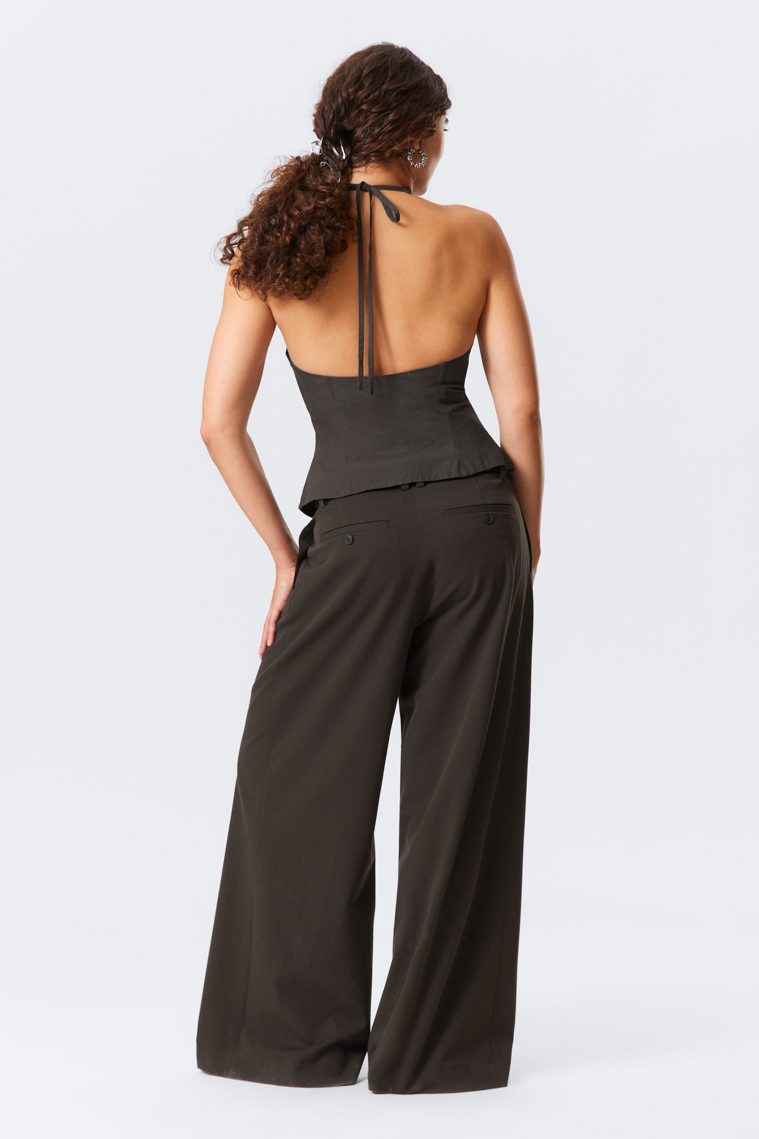 Tie-Back Hook-and-Eye Halterneck Top - Dark Grey/White - 4