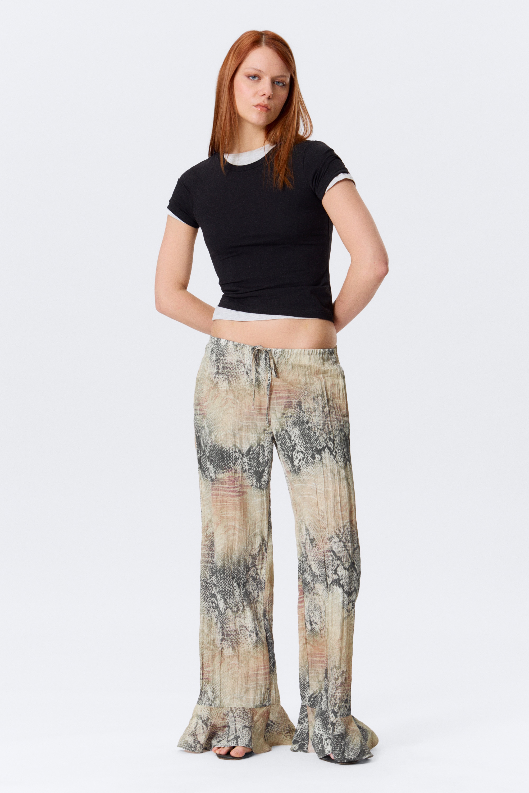 Παντελόνι μεσαίας μέσης με φαρδιά φάσα - Μπεζ - Σχέδιο φιδιού/Καφέ/Ανοιχτό Μπεζ