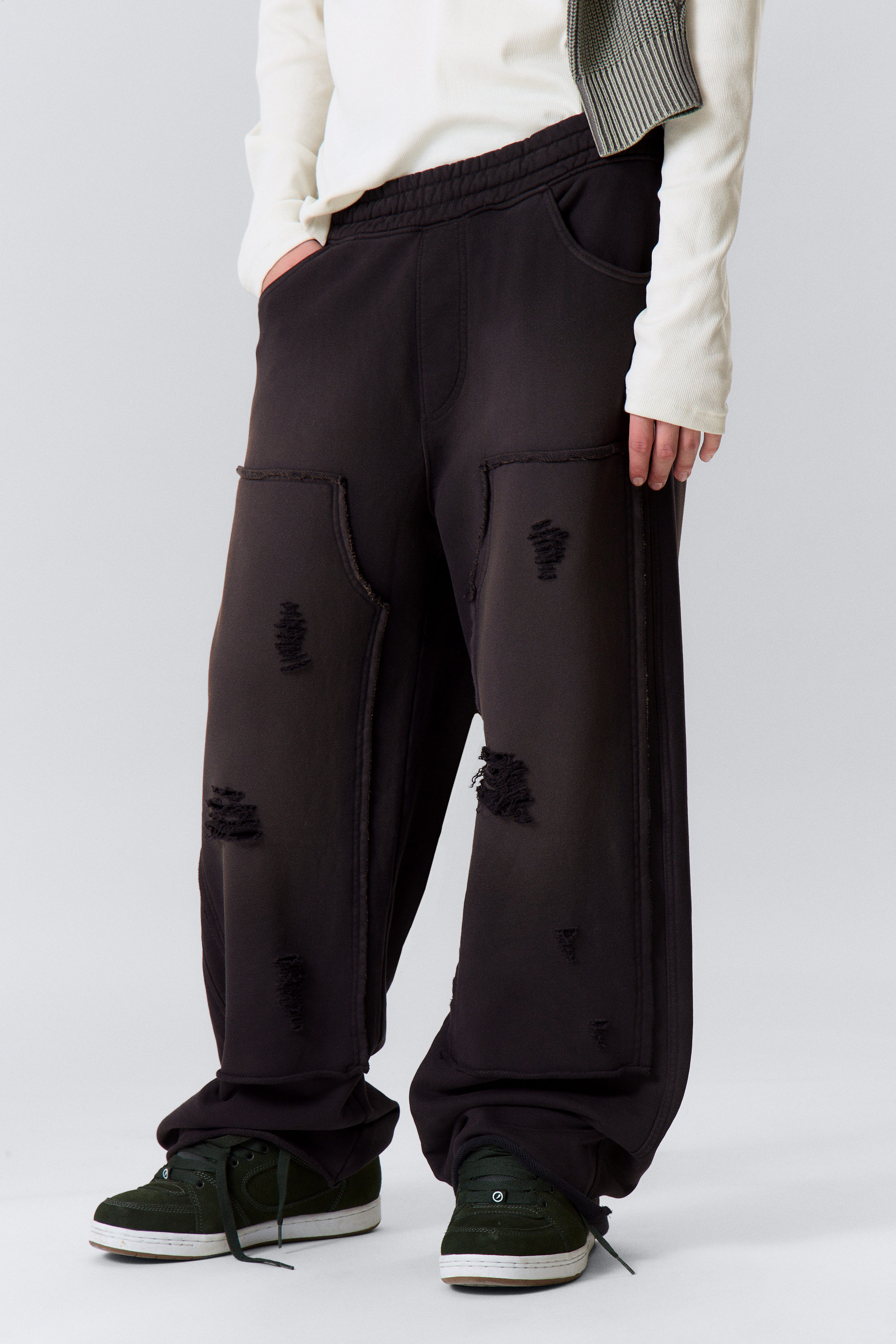 Dunkelblau - Jogginghose aus Baumwollfrottee im Used-Look - 2