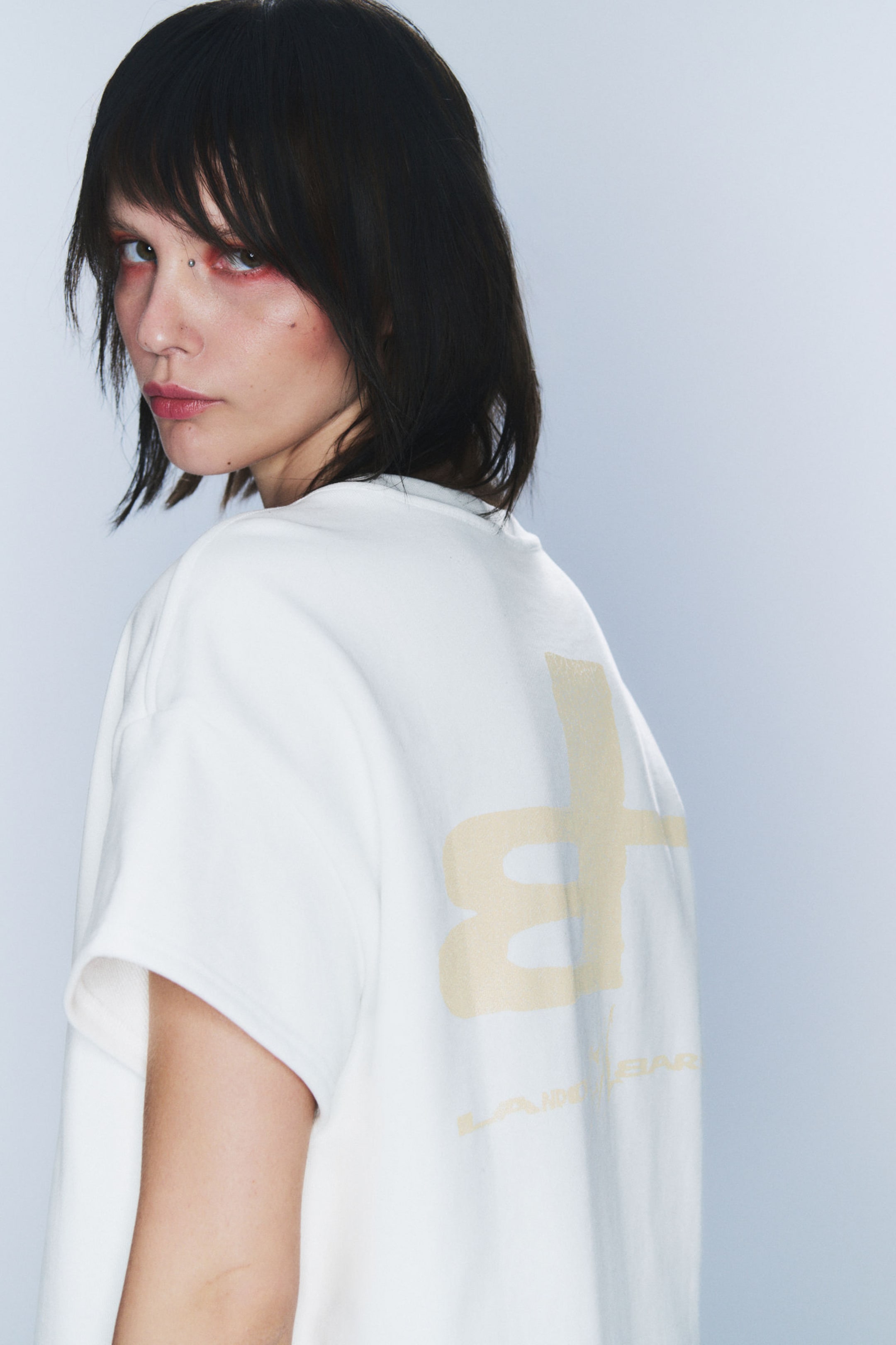 #E8E9E7 - CM x LB Printed Boxy Short-Sleeved Unisex T-shirt - 2
