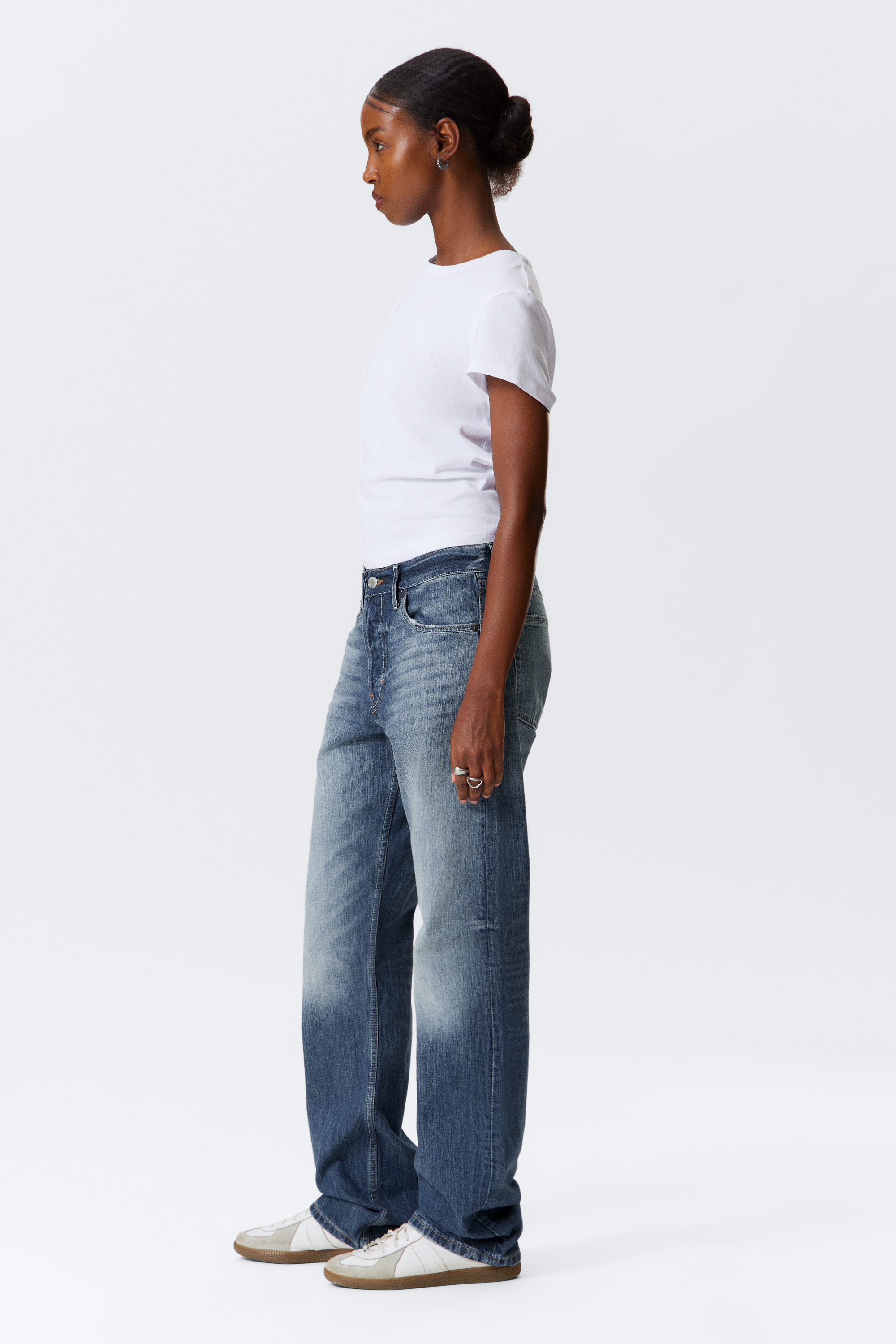 Board Blue - Medium Blue - Orbit Mid Rise Regular Straight Leg Jeans - 7