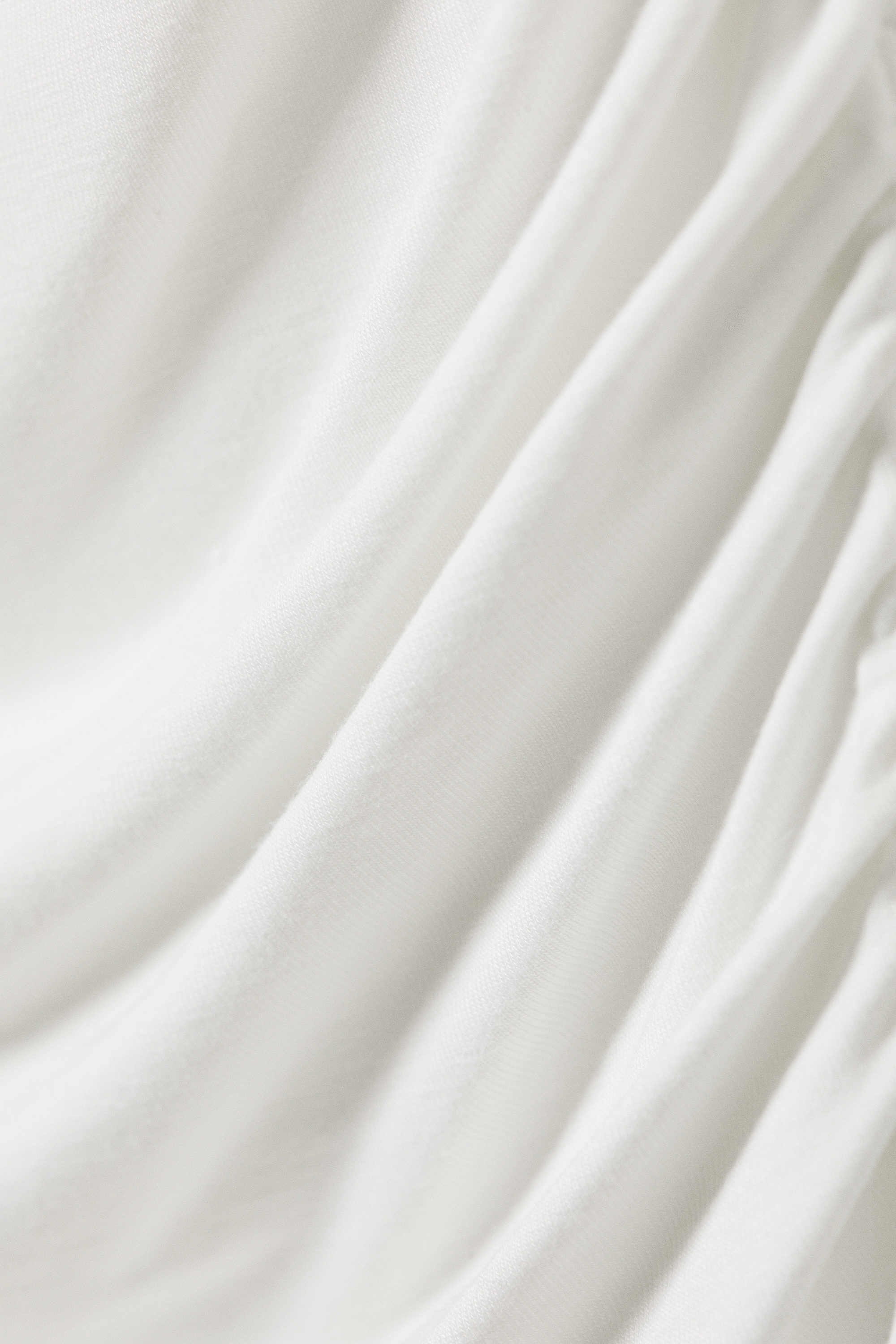 Weiß - Langärmliges Off-Shoulder-Top mit Raffung - 4