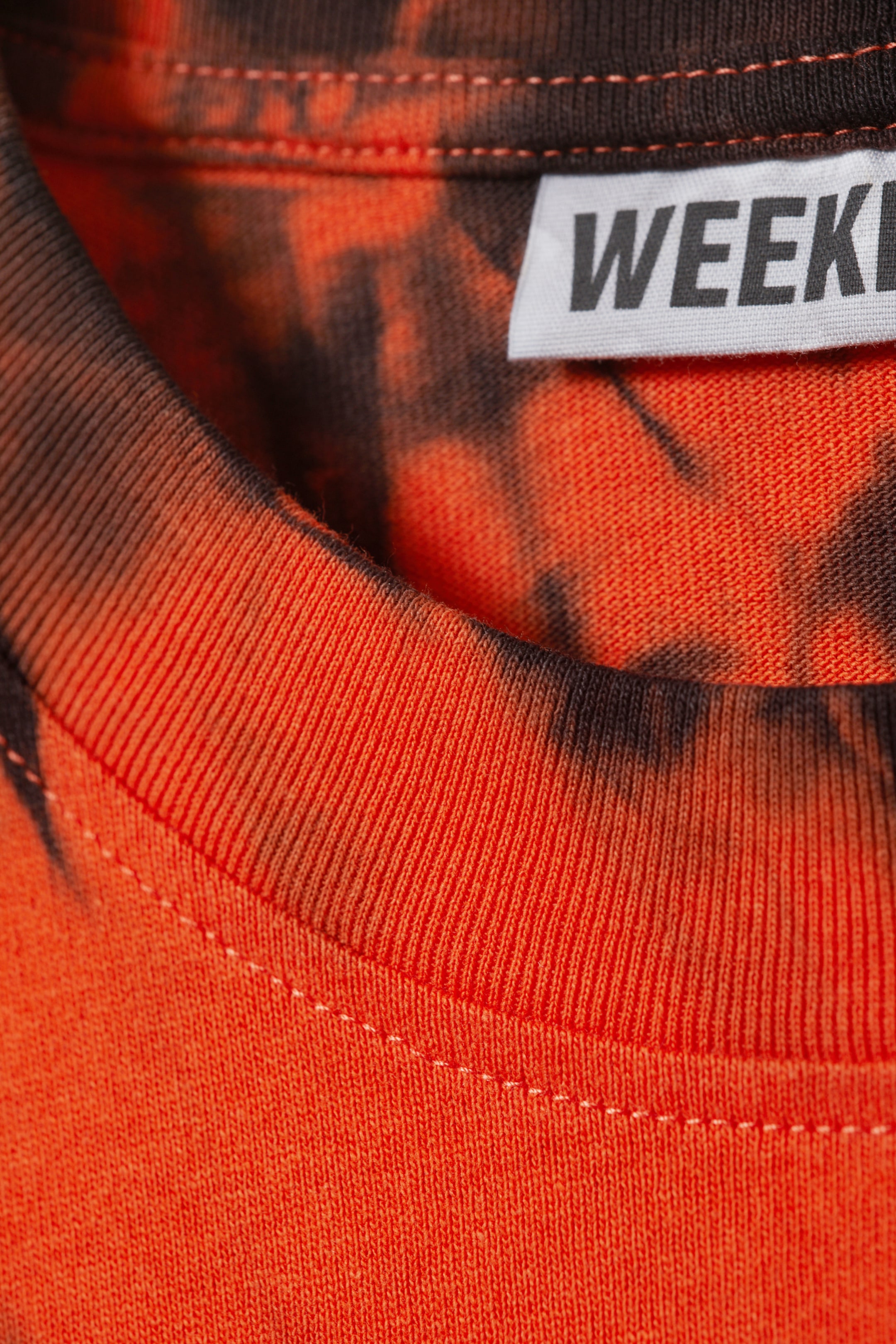 Grösseres Bild ansehen: Weites Oversize-T-Shirt mit Print - Orangefarbene Batik - DAMEN | H&M CH 5
