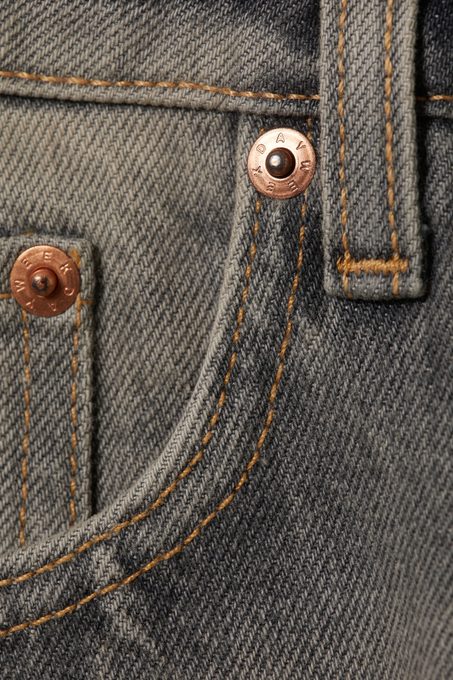 Abell Mid Rise Regular Cocoon Leg Jeans - Canyon Grey - Medium Grey/Seventeen Blue - Medium Blue - 3
