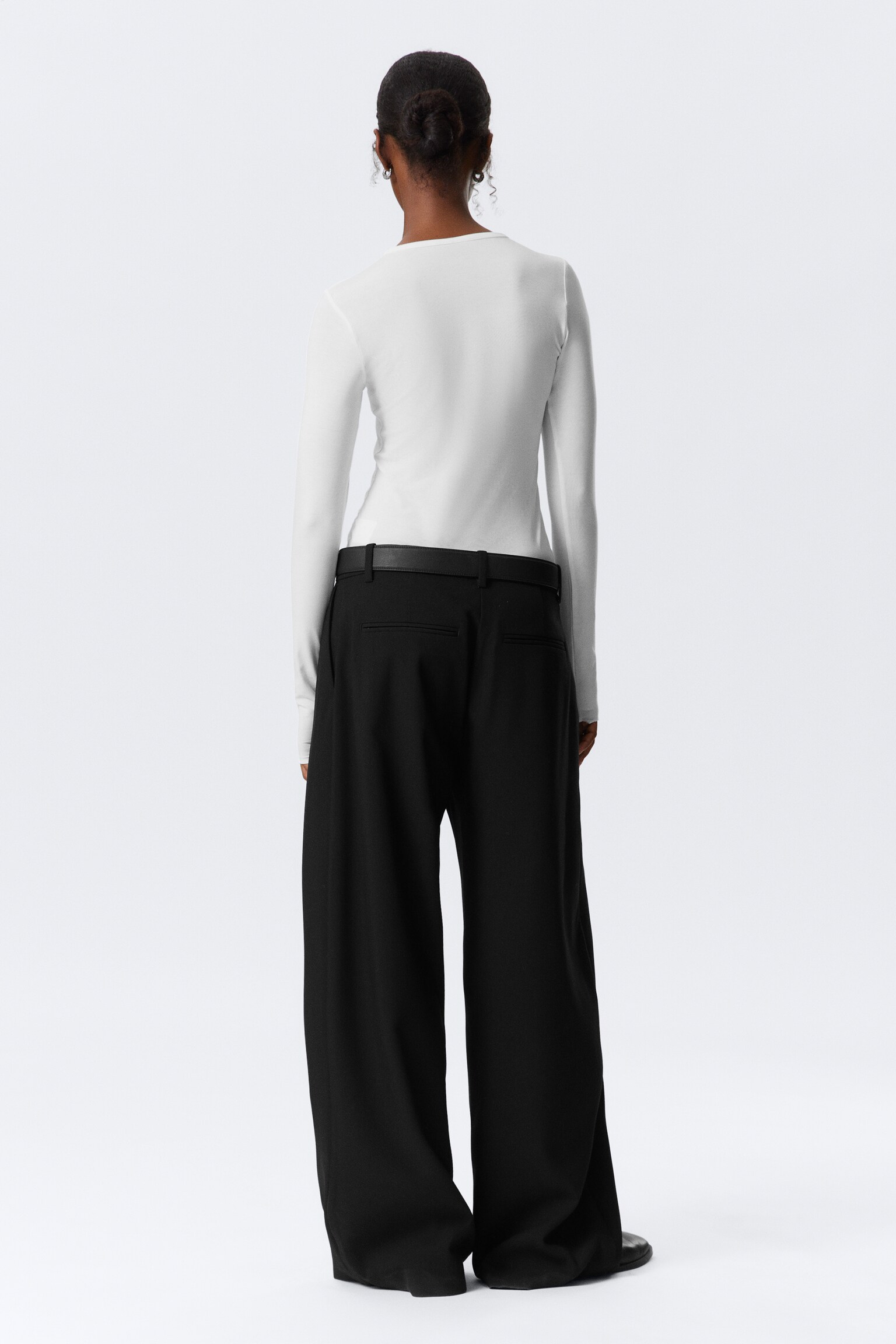 Fitted Long-Sleeved Henley Top - White - 6