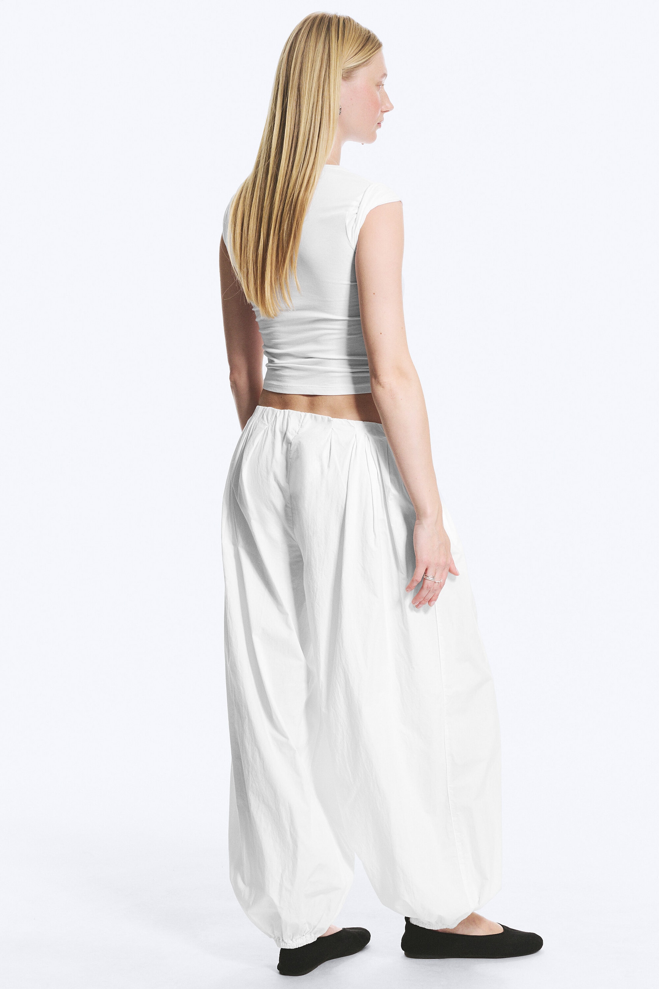 White - Balloon Cotton Trouser - 3