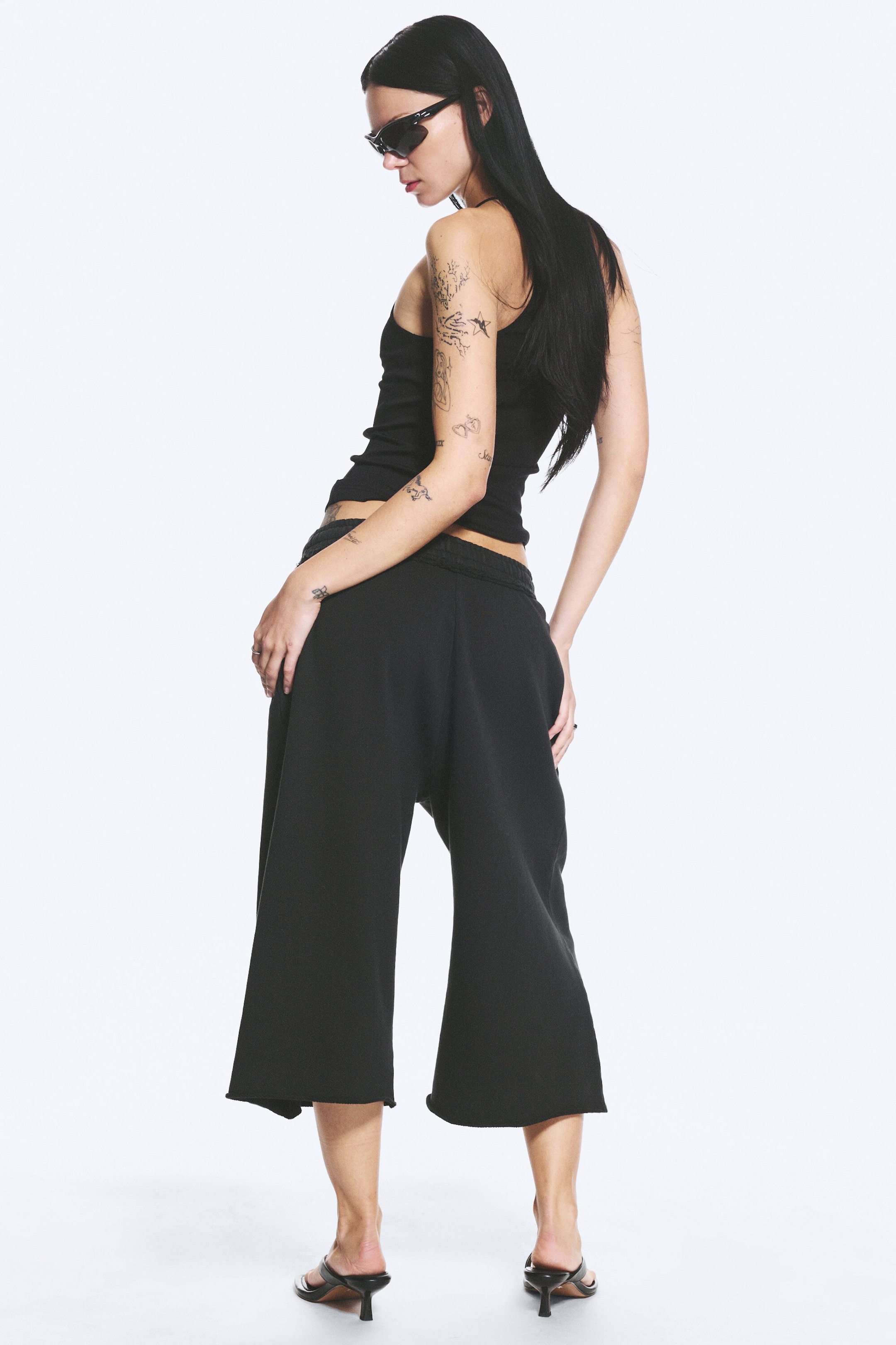 Black - Loose Terry Shorts - 2