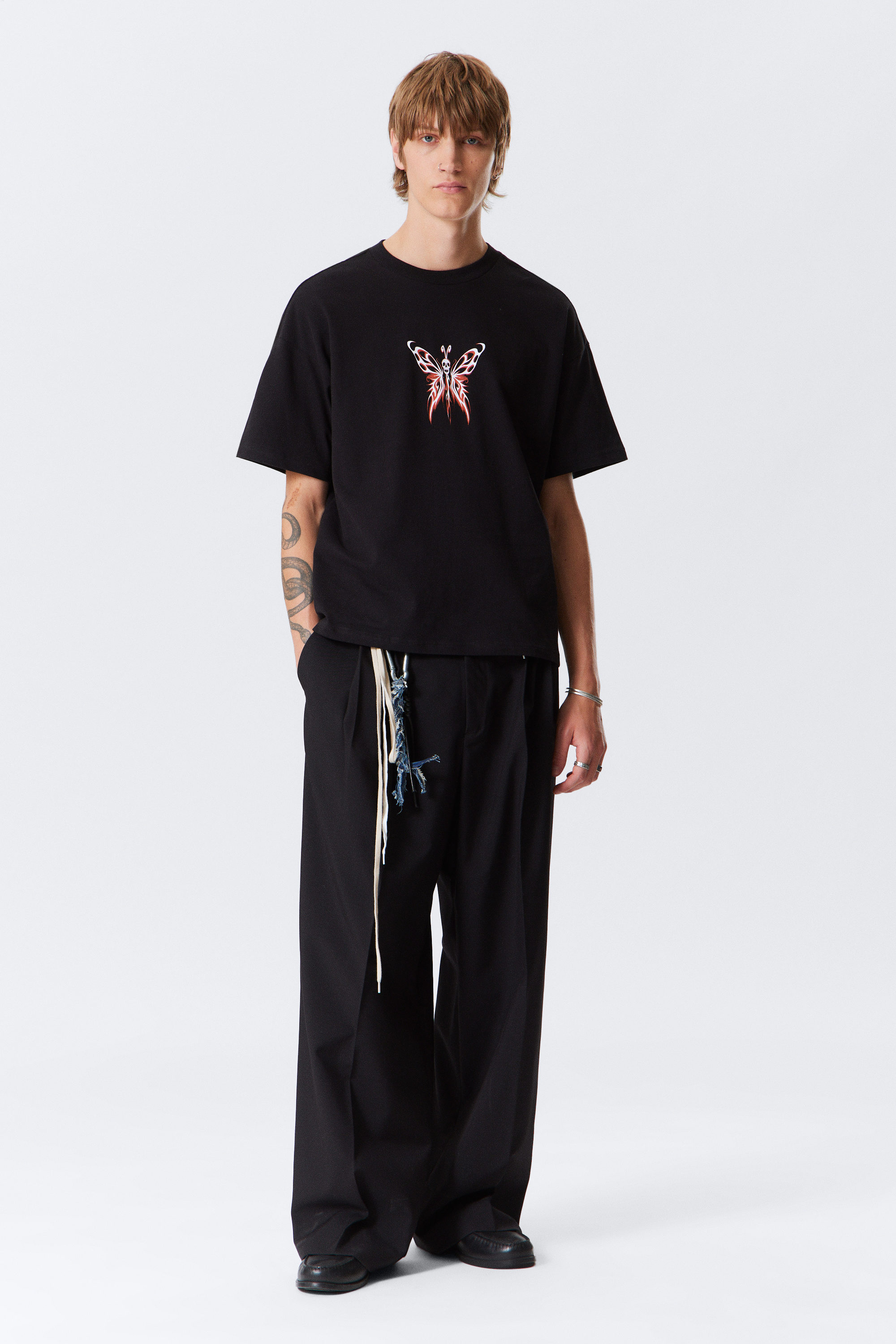 Black - Butterskull - T-shirt met boxy pasvorm en grafische print - 2
