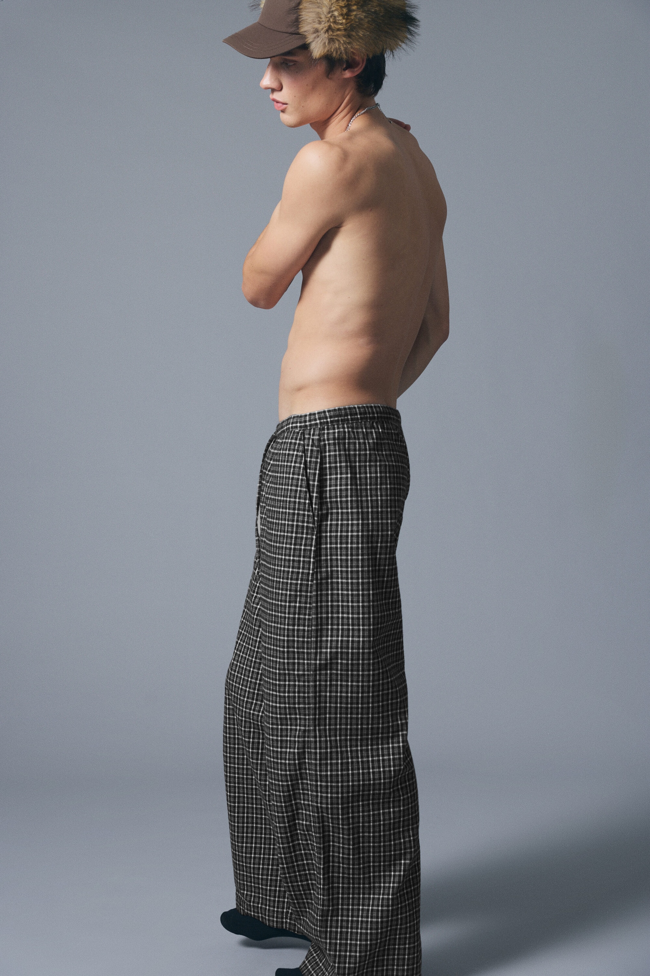 Checked Black - Relaxed Flannel Pyjama Trousers - 2