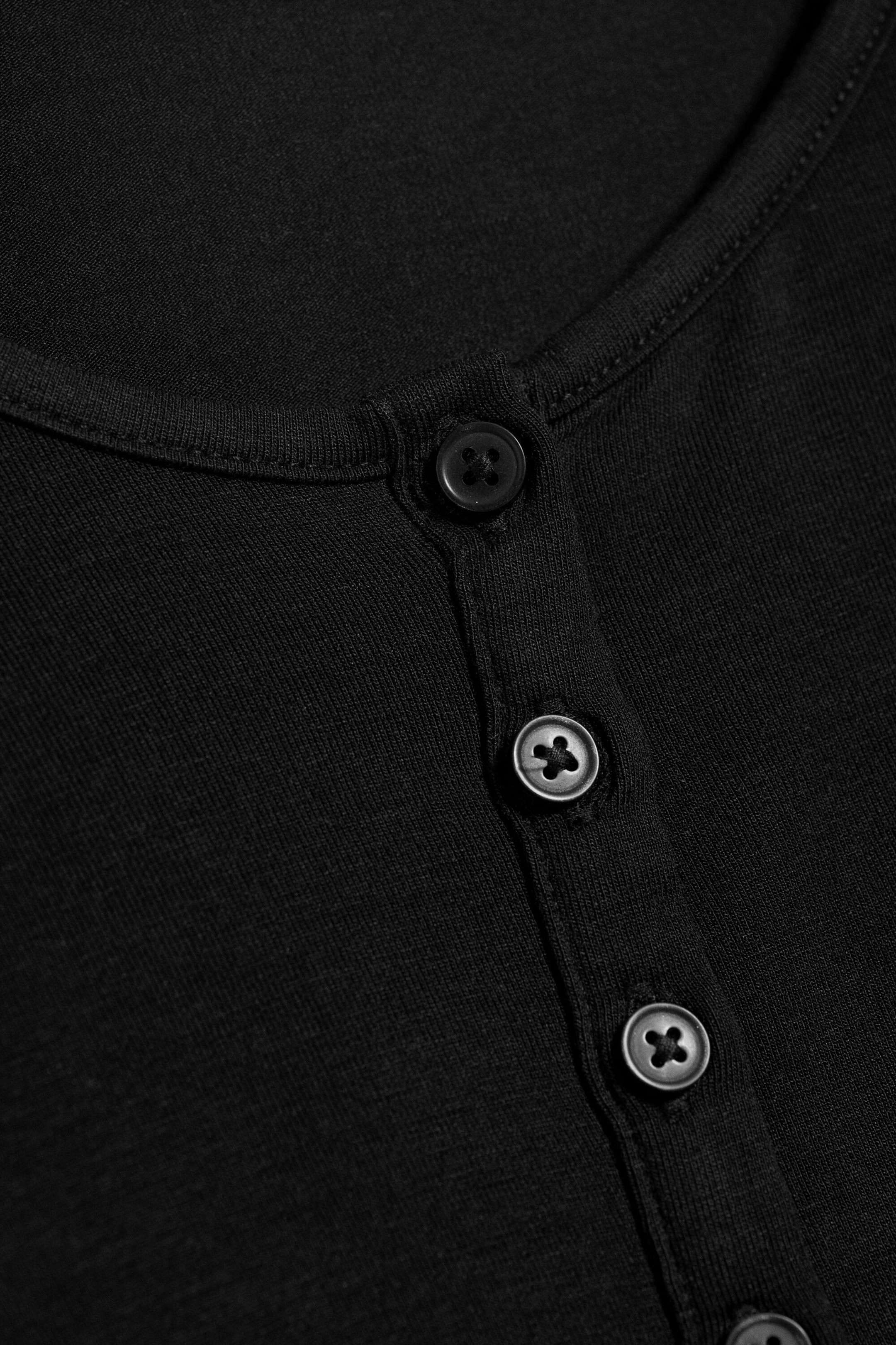 Black - Slim fit long-sleeved henley - 3