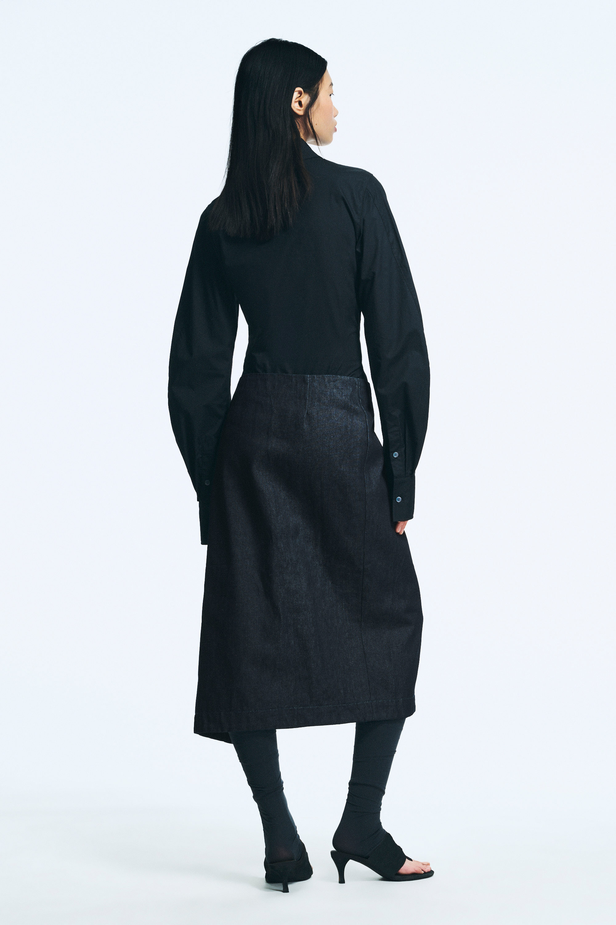 Raw Indigo - Dark Blue - Low-Waist-Midirock aus Denim - 4