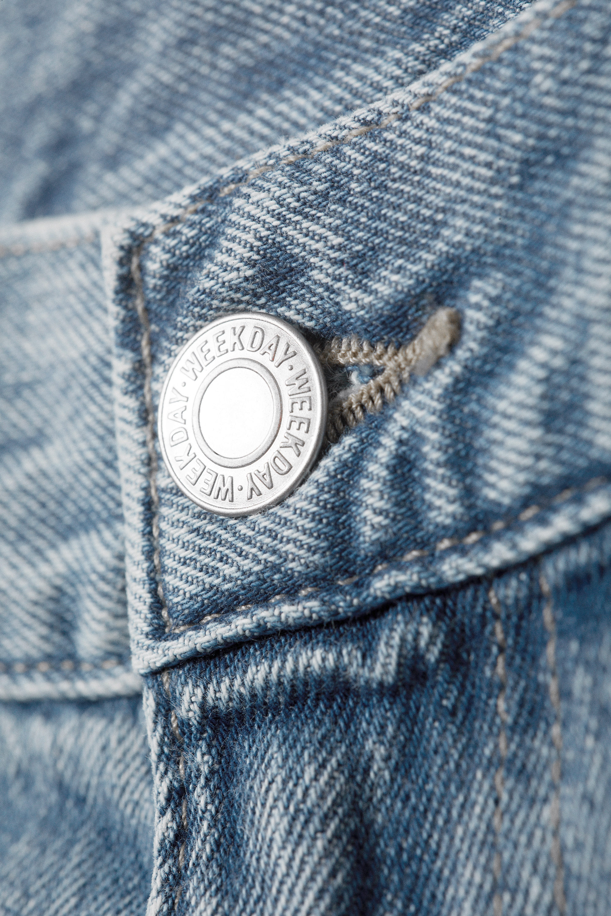 Blue Fade - Medium Blue - Galaxy Loose Straight Leg Jeans - 7