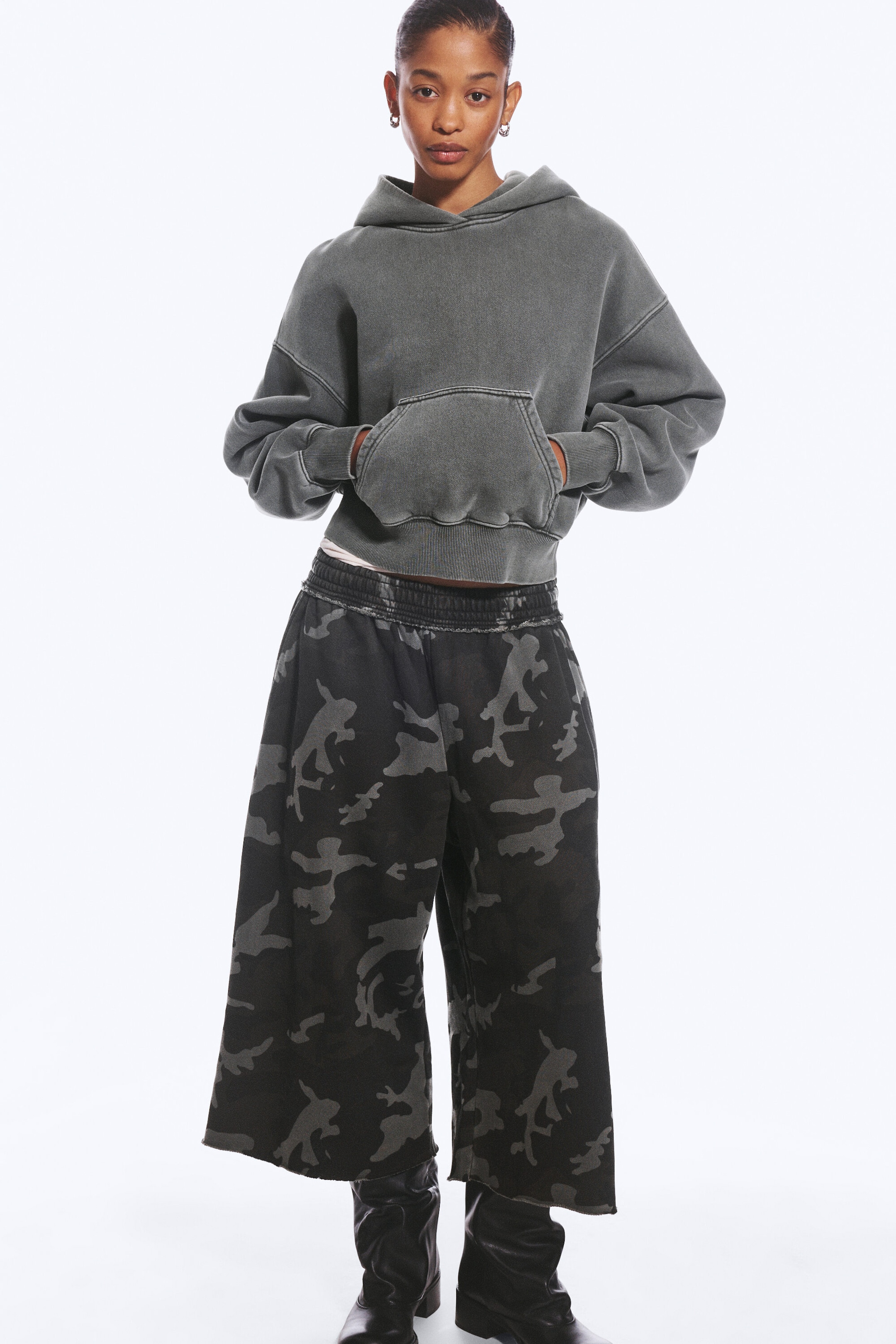 Gewaschenes Dunkelgrau - Boxy Hoodie aus Baumwollfleece - 2