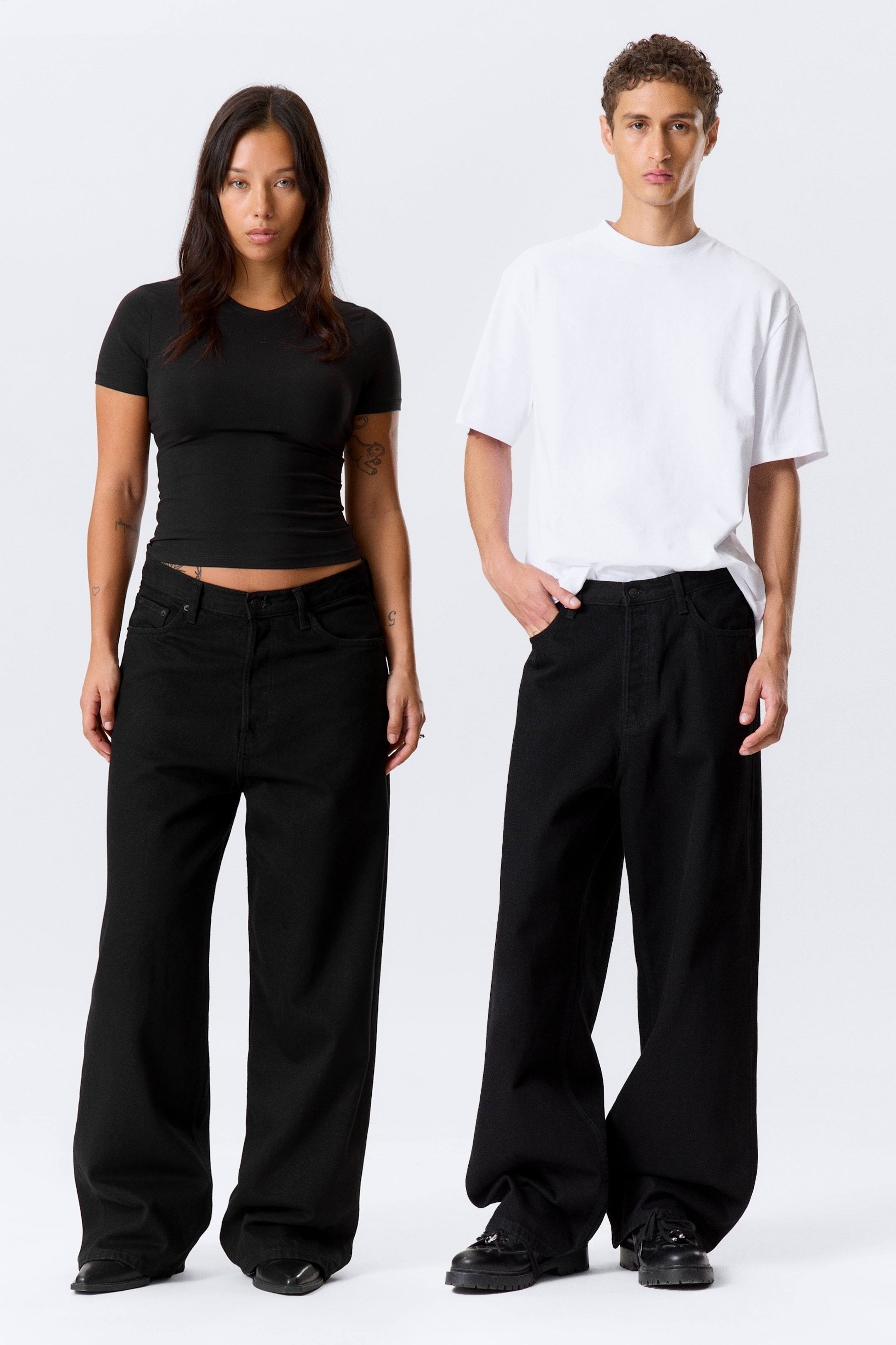 Größeres Bild anzeigen: Astro Loose Baggy Leg Jeans - Black Rinse - Schwarz - Men | H&M AT 1