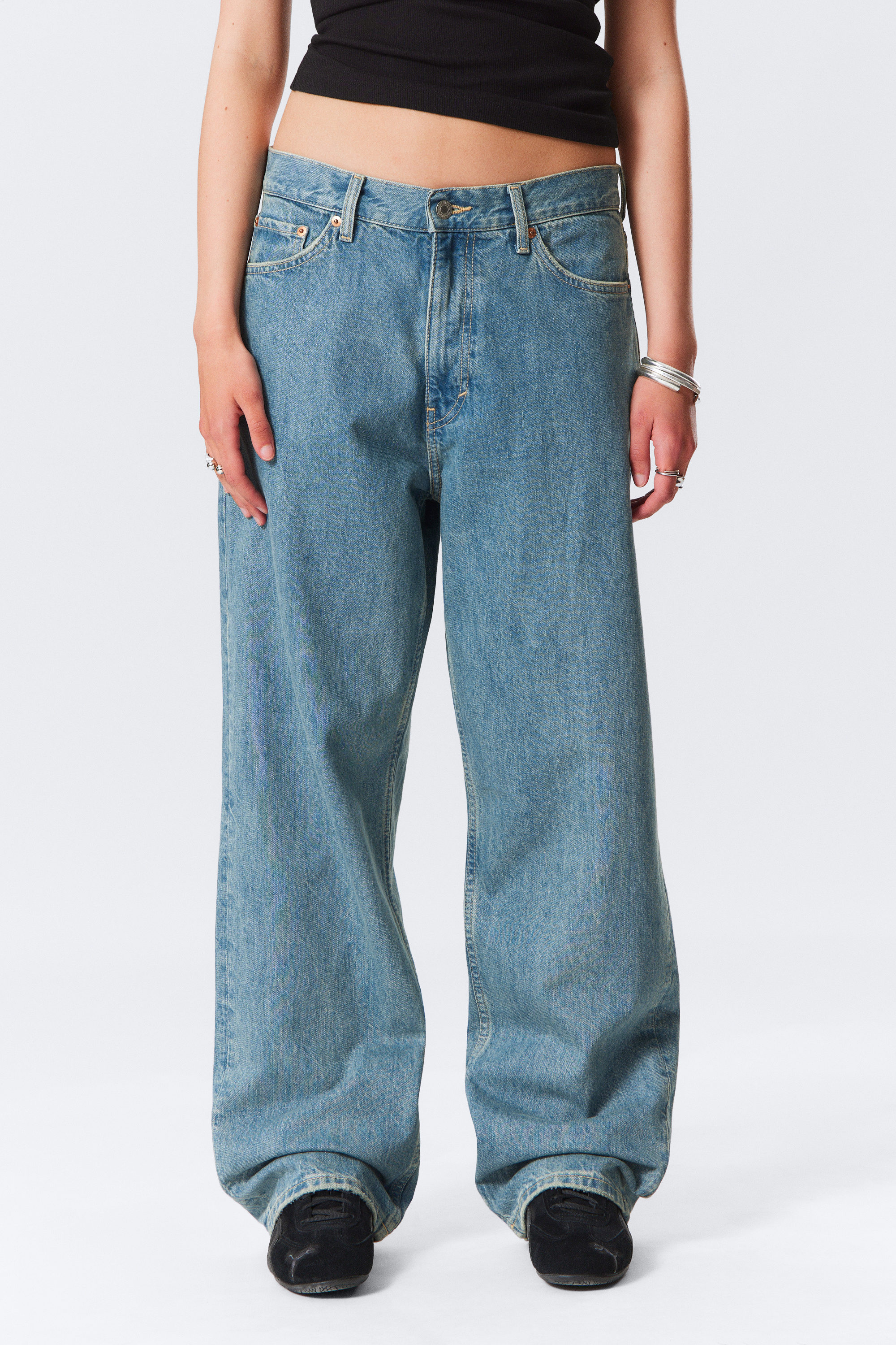2000 Blue - Medium Blue - Galaxy Loose Straight Leg Jeans - 2