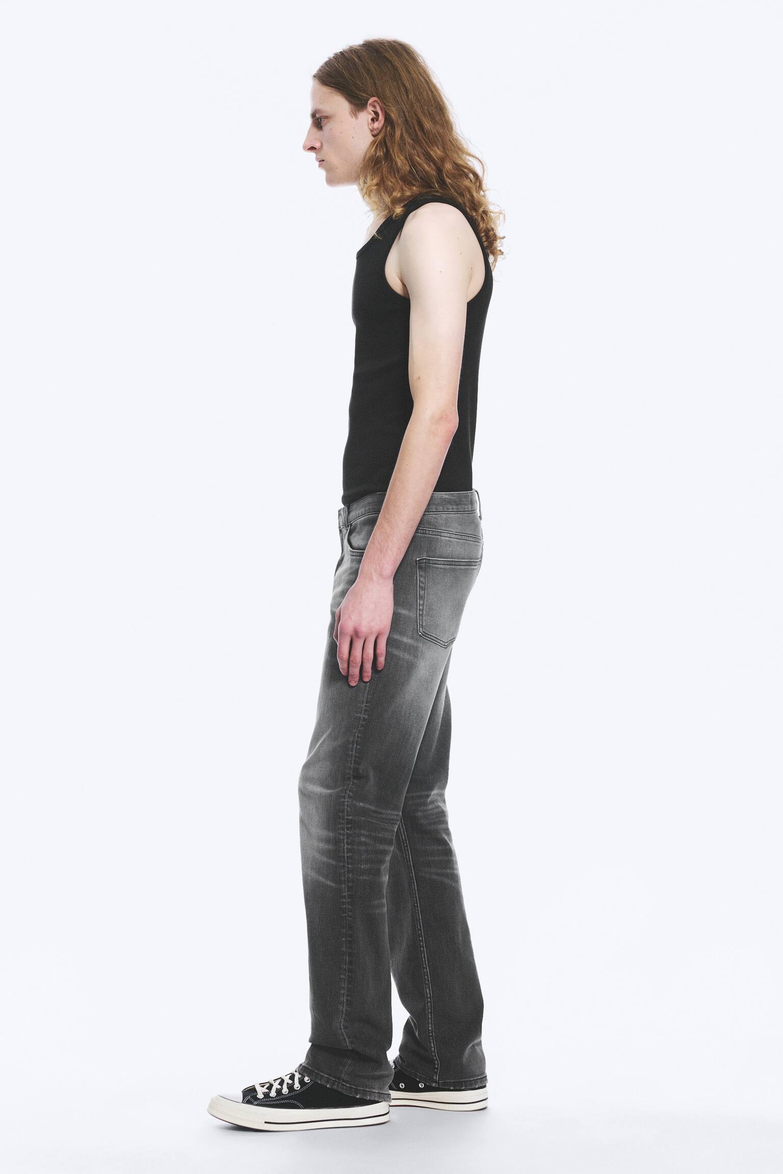 Low Rise Slim Sttraight Leg Jeans - Radio Black - Black - 6