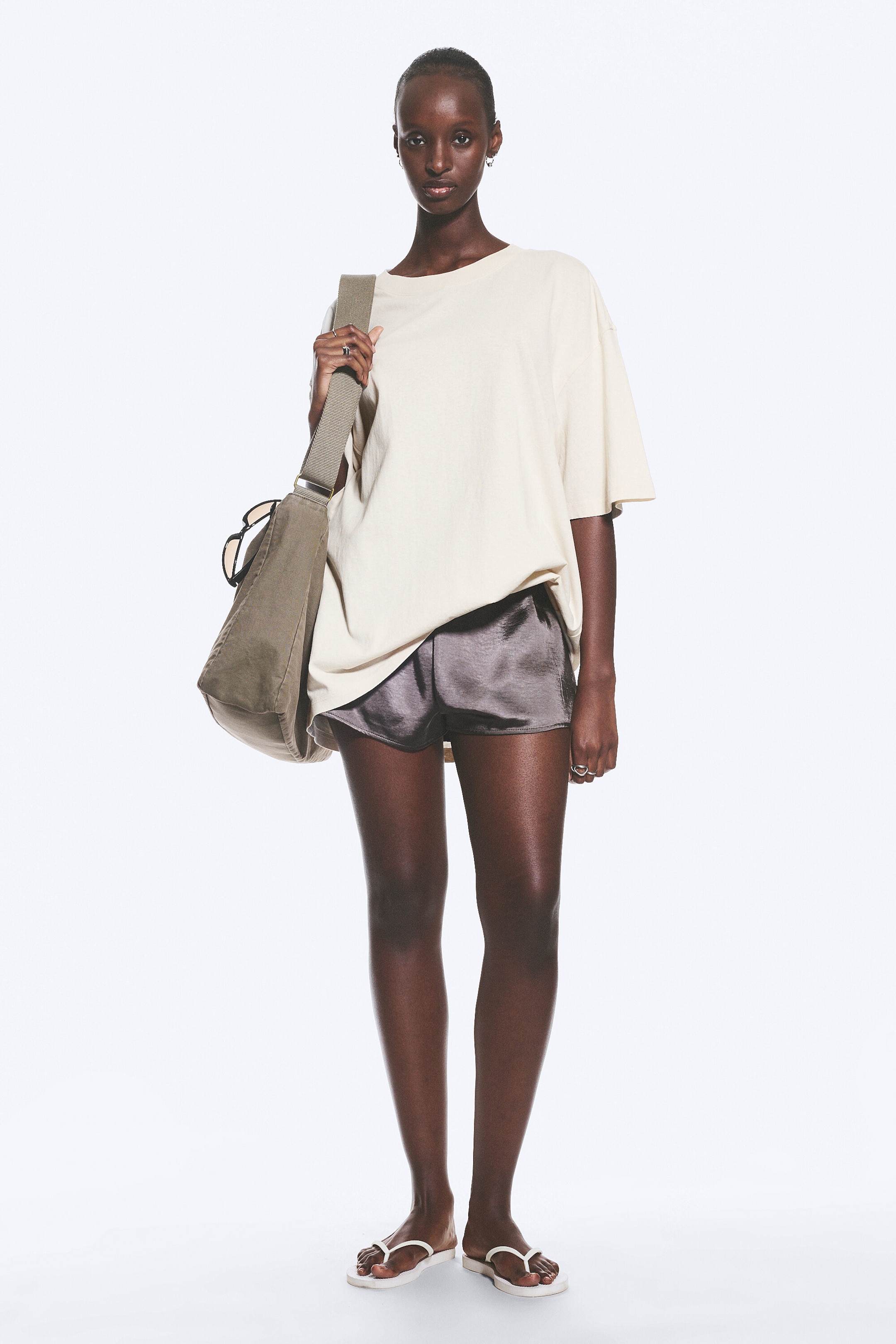 Light Dusty Mole - Relaxed T-Shirt - 2