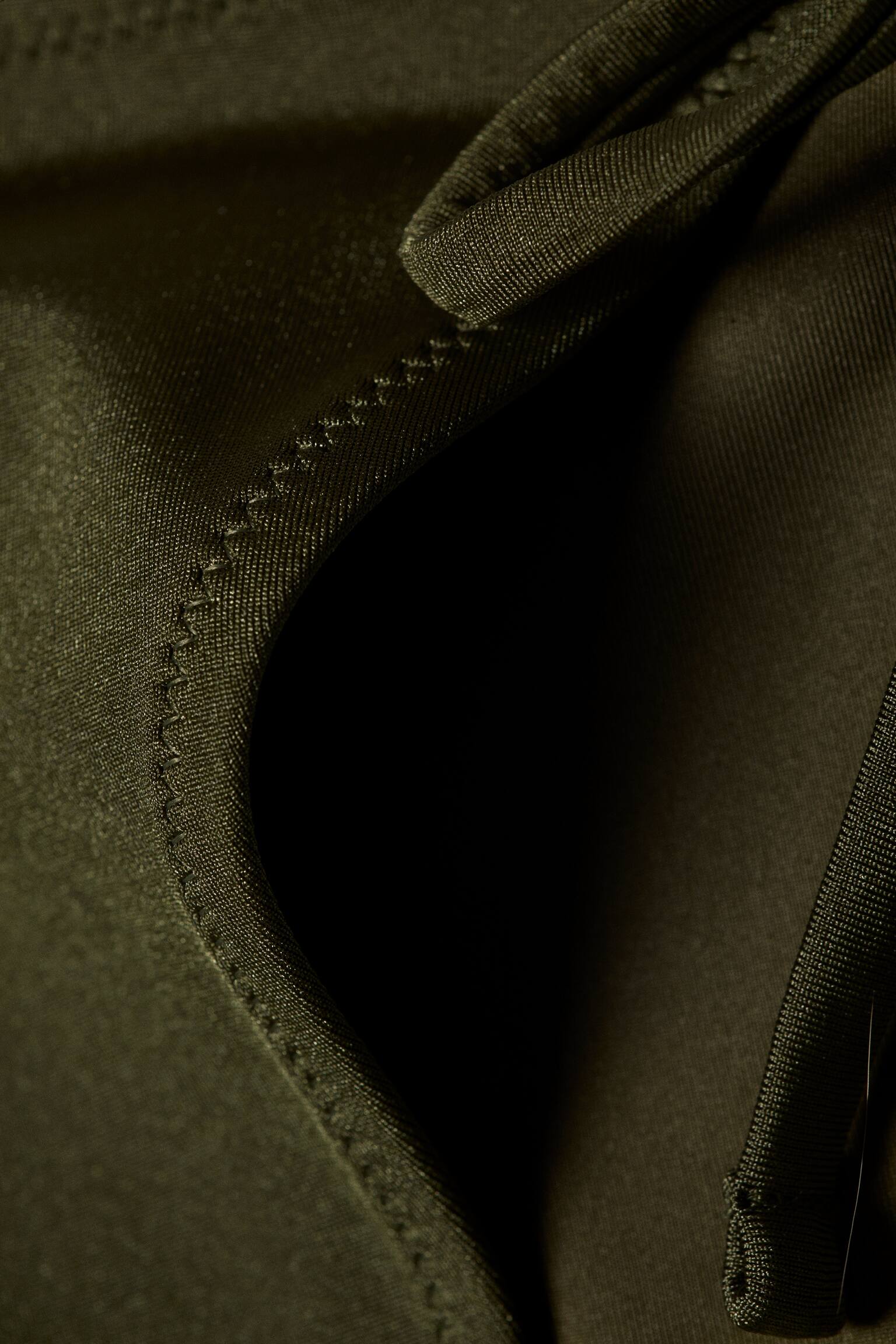 Parte De Baixo De Biquíni Brasileira Cintura Média Com Laços Laterais - Verde Escuro - Cintilante/Preto - 2