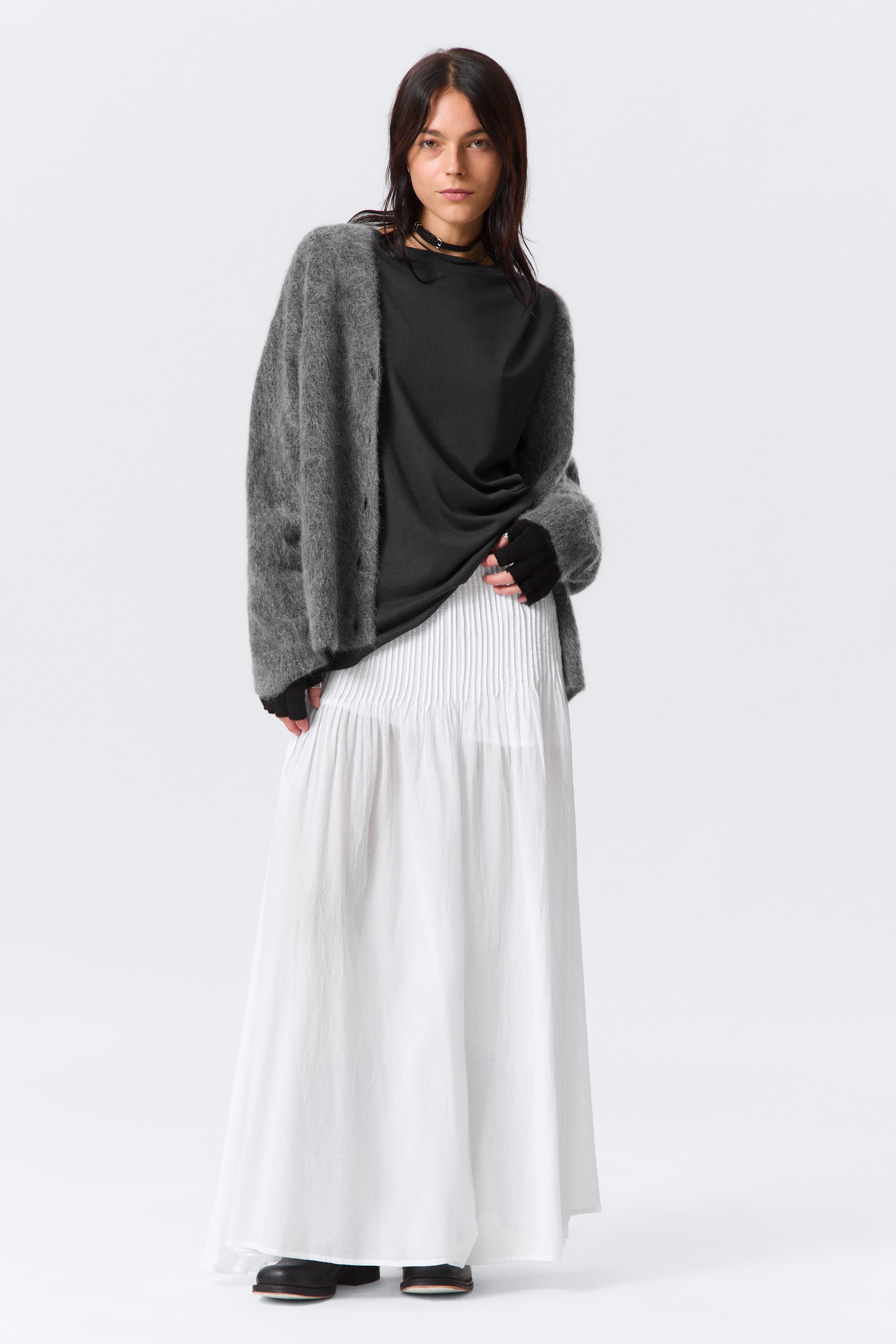 Pleated Mid Rise Maxi Skirt - White/Dark Grey