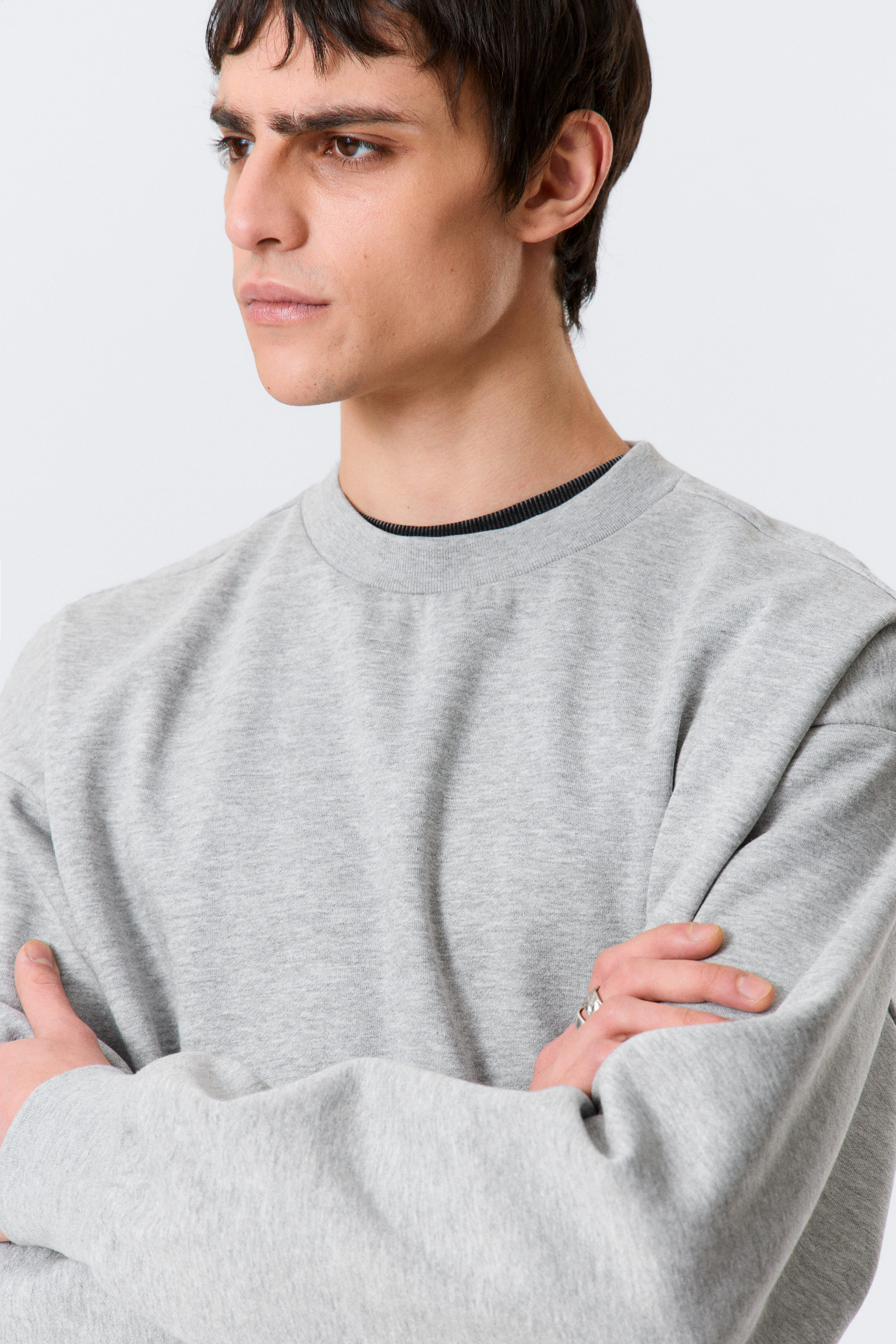 Grau meliert - Sweatshirt mit lockerer Passform - 2