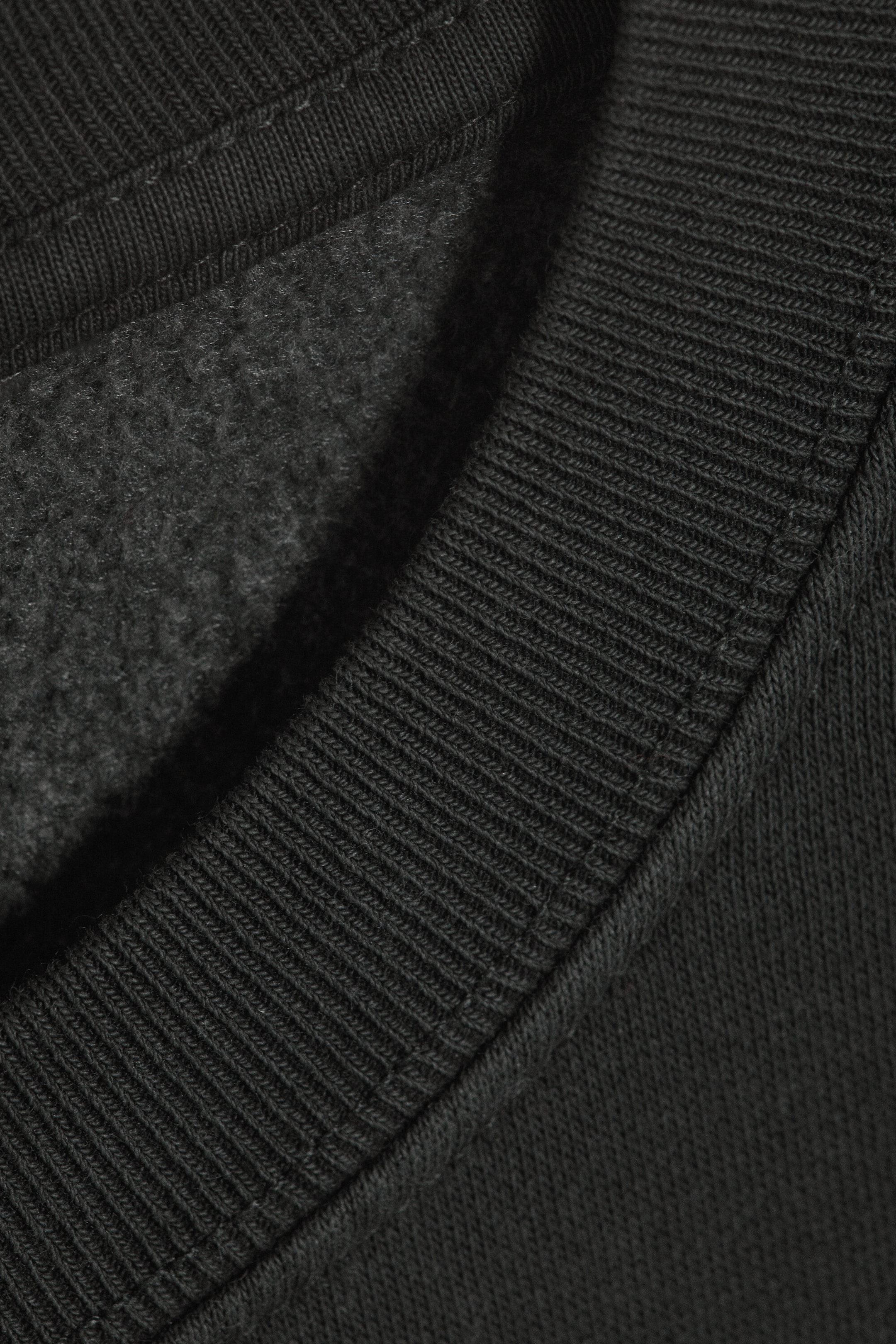 Ausgewaschenes Dunkelgrau - Klassisches Sweatshirt - 4