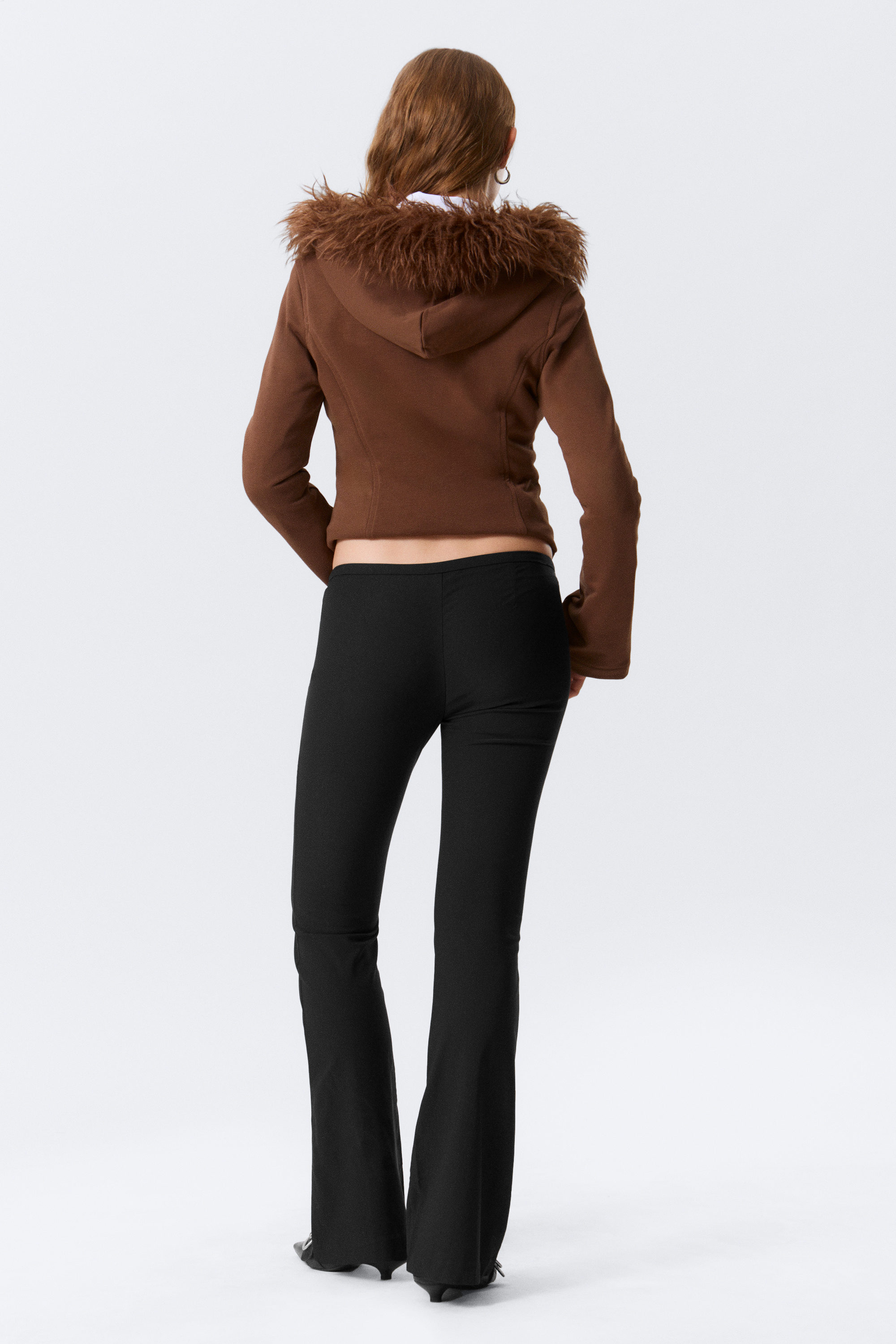 Zwart - Low Rise Skinny Flared Leg - 2