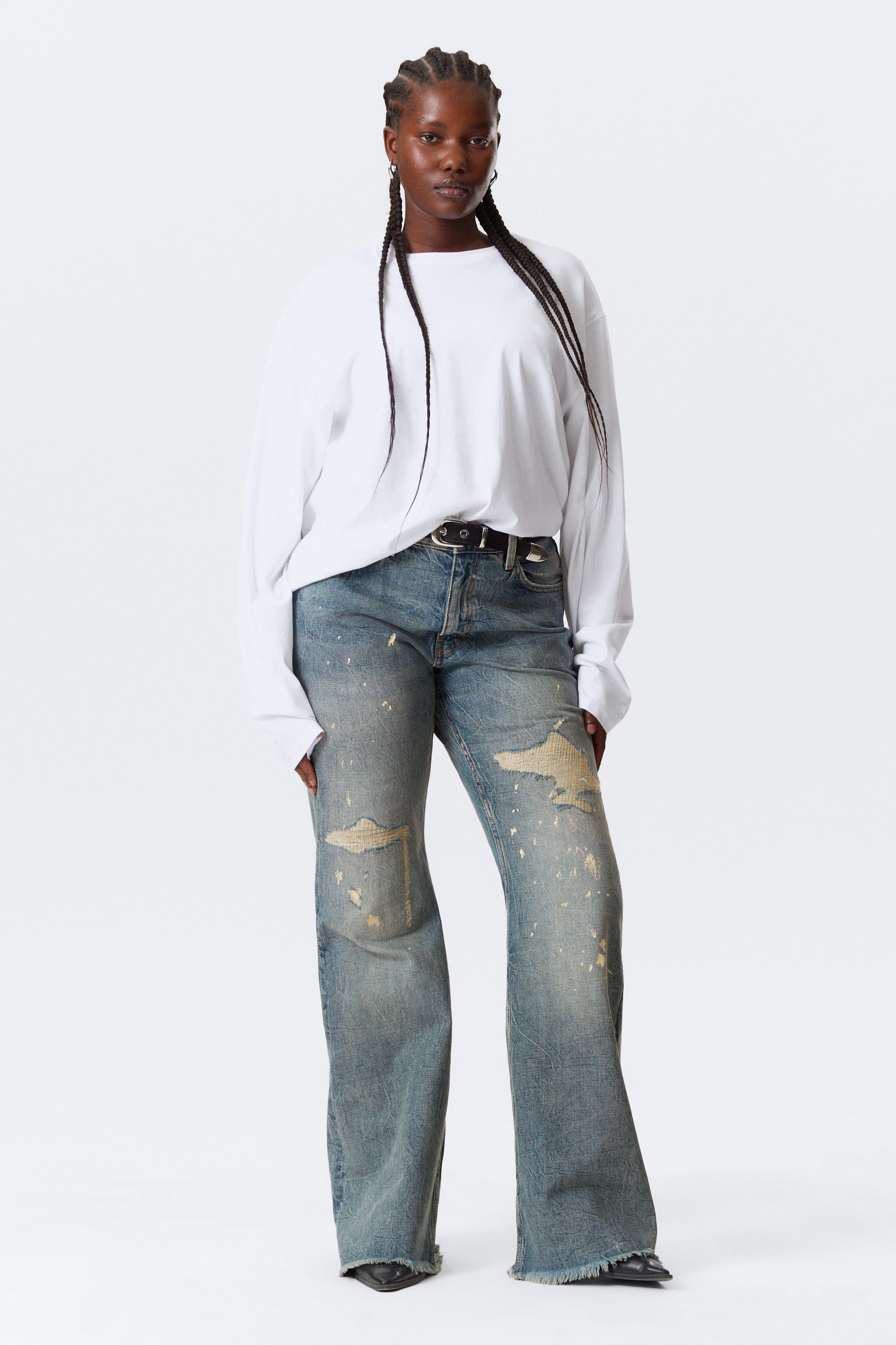 White - Long-Sleeved Boxy Cotton T-shirt - 1