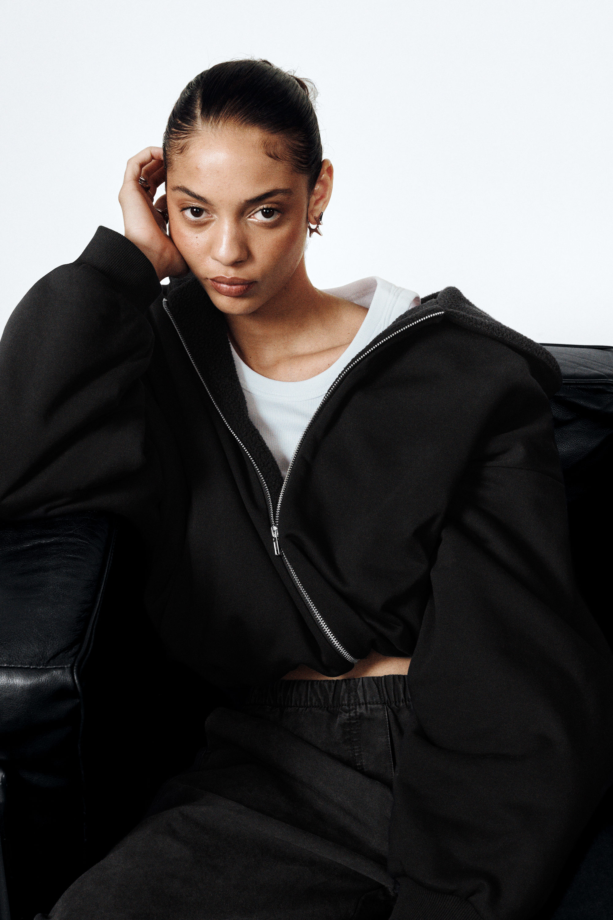 Black - Oversized Fleece Zip Hoodie - 1