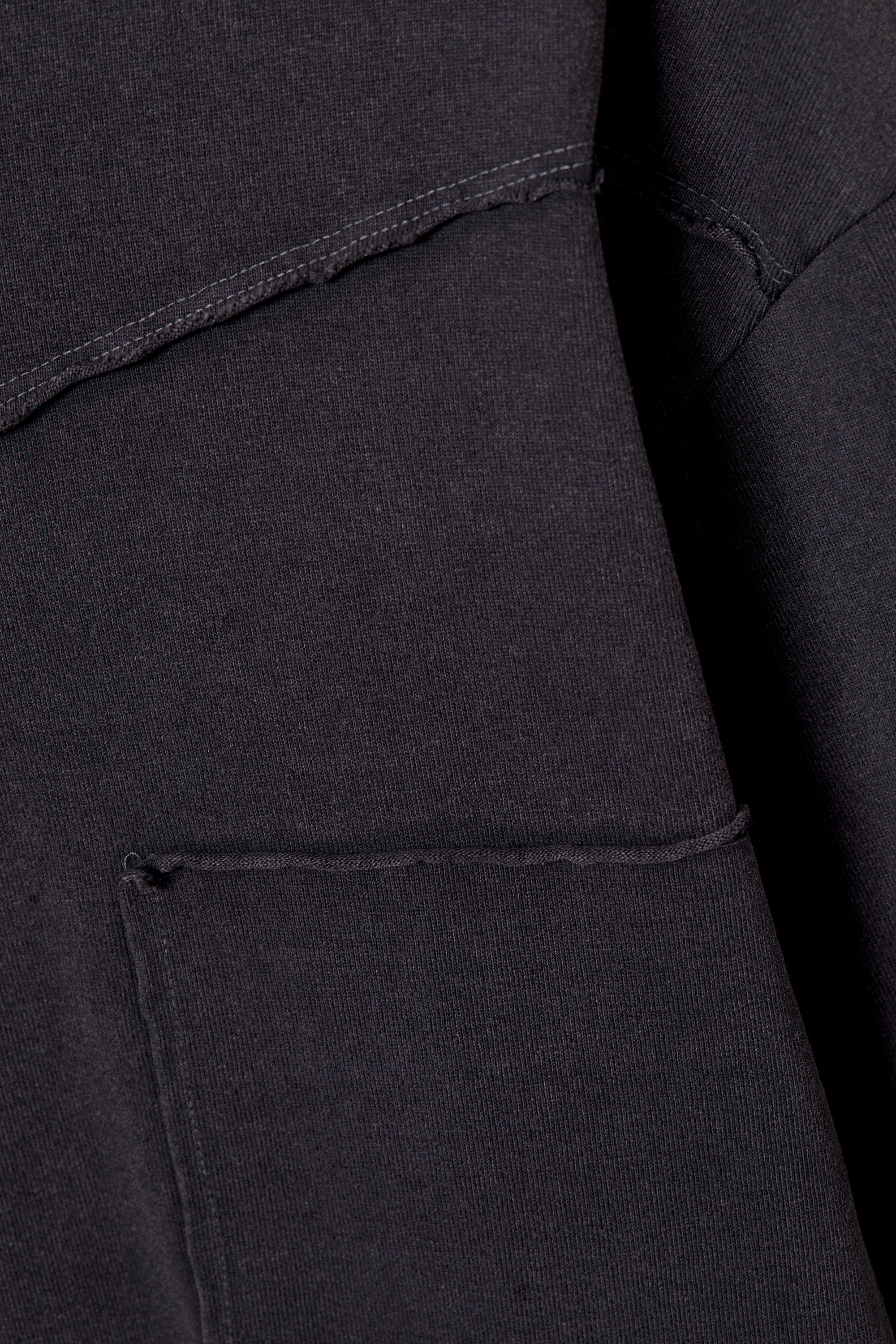 Schwarz & Weiß - Doppellagiges T-Shirt mit Einsätzen - 3