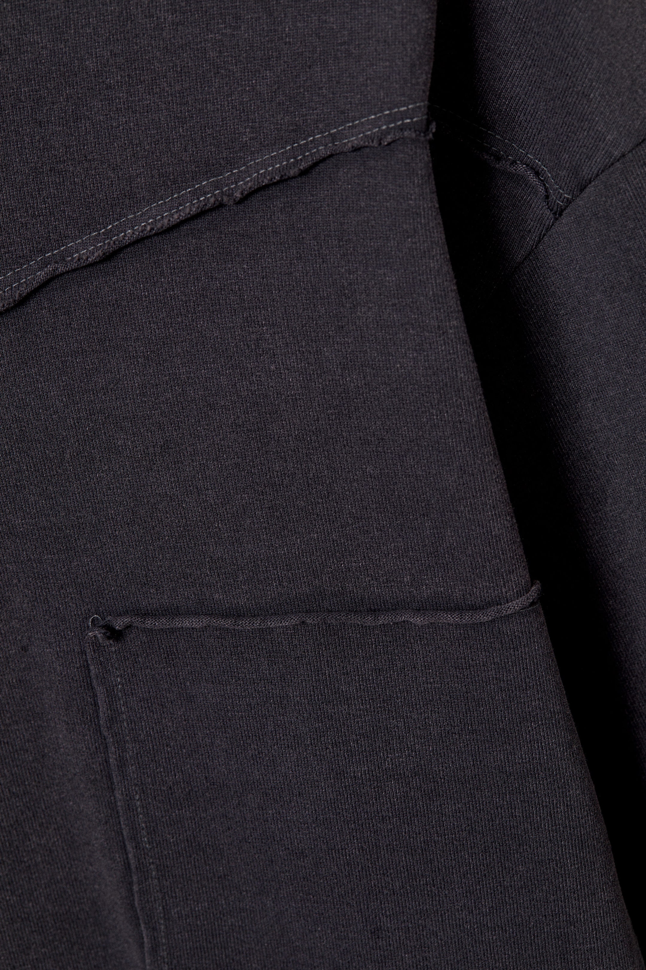 Noir et blanc - T-shirt à panneaux superposés - 7