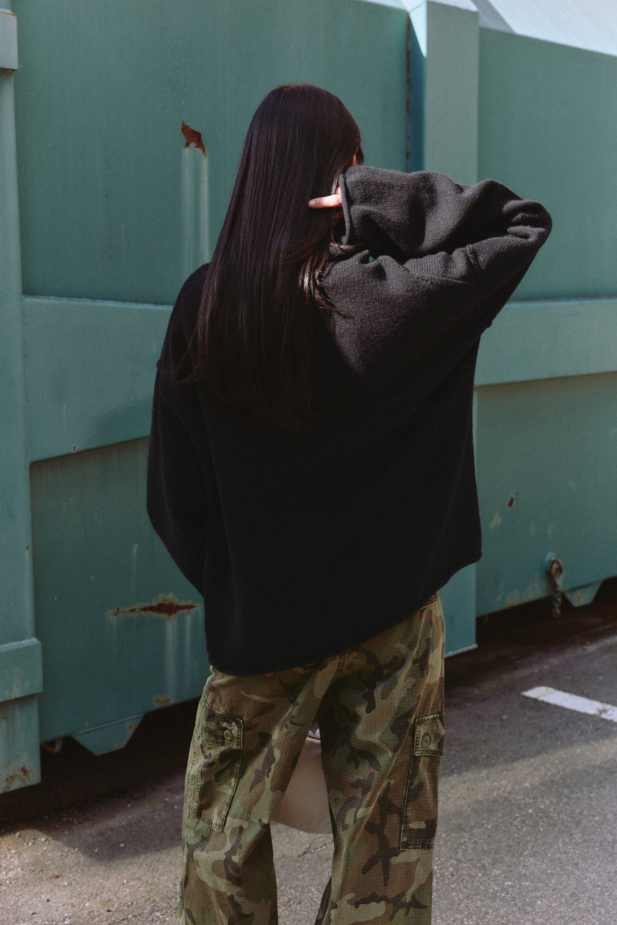 Black - Loose Wool Turtleneck Sweater - 2