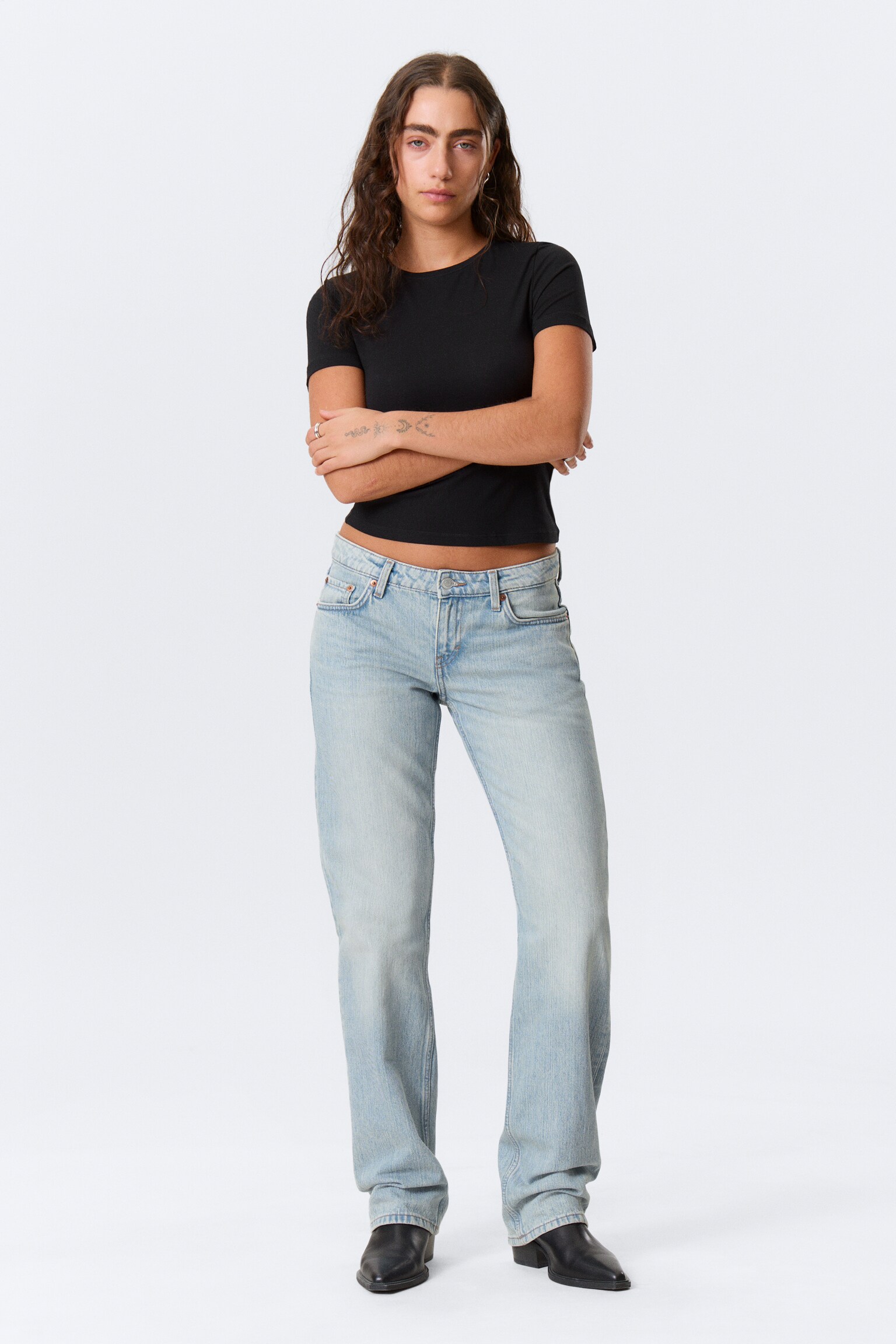 Arrow Low Rise Regular Straight Leg Jeans - Aeon Blue - Light Blue/2000 Blue - středně modrá/Second Blue – středně modrá/Board Blue - středně modrá/Blue Fade - Medium Blue/Tuned Black - Black/Mine Blue - Medium Blue - 1