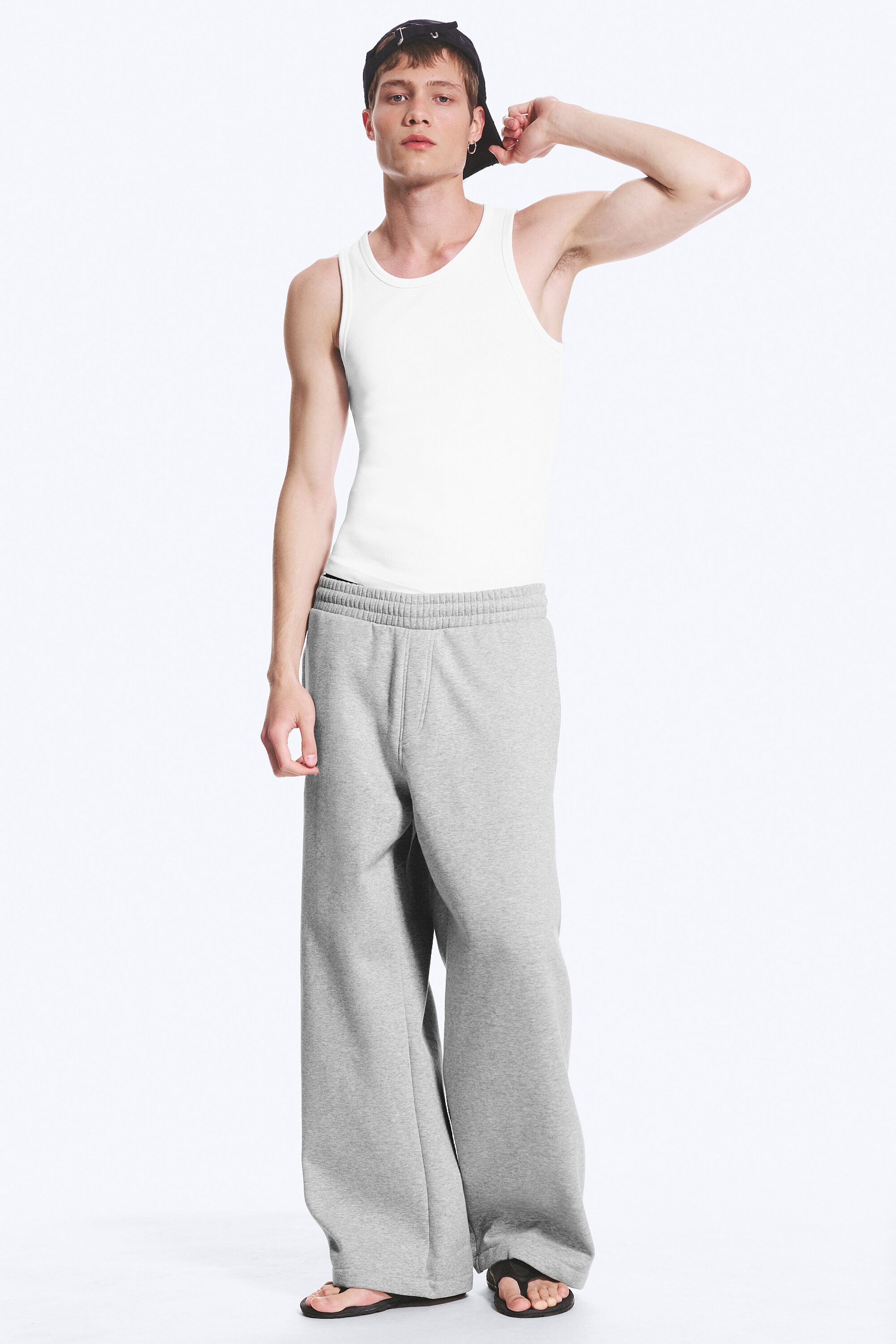 Light Grey - Loose Fit Sweatpants - 1