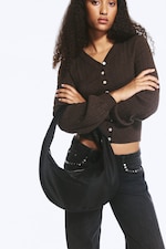 Black - Medium Rounded Shoulder Bag - 0