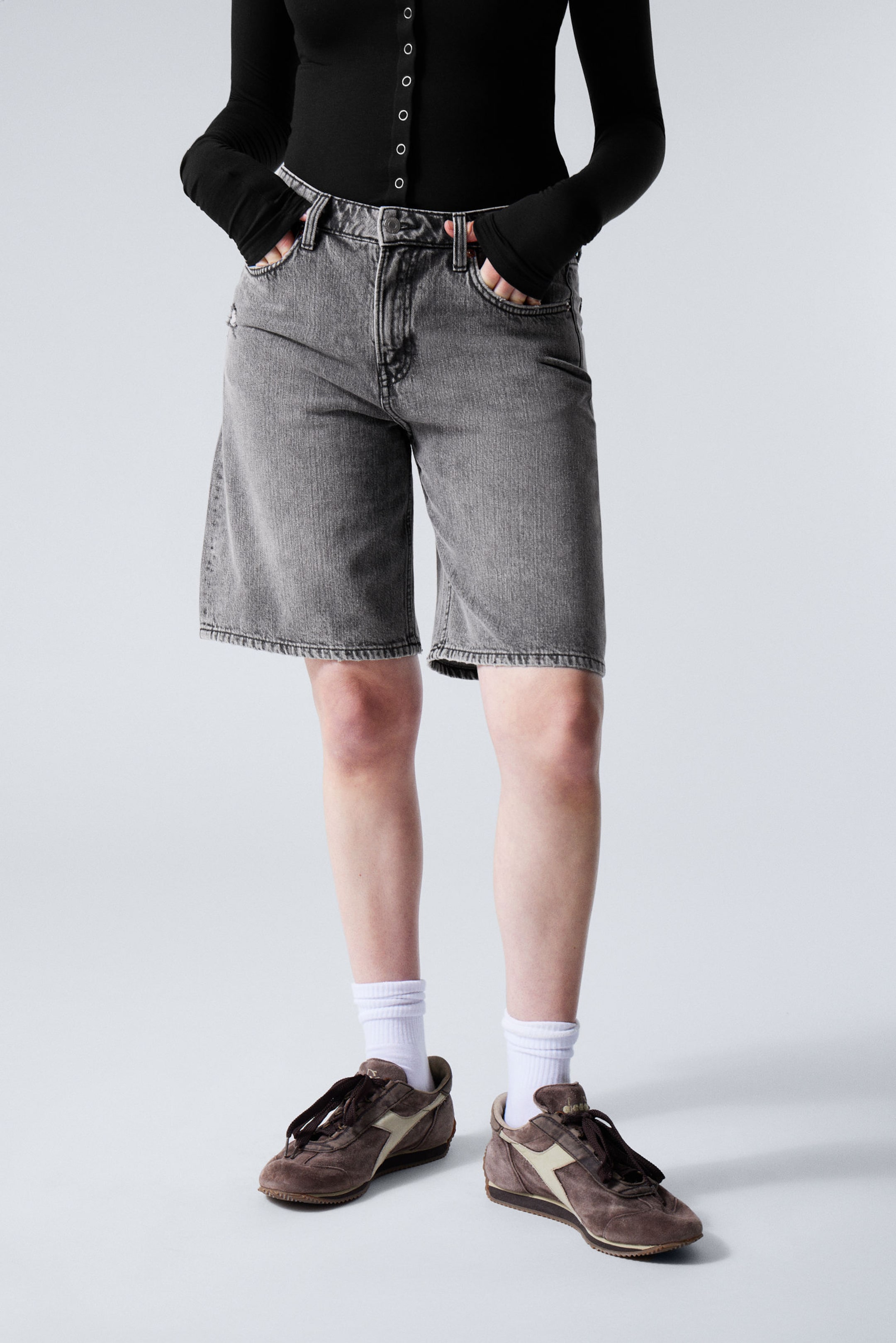 #494A4F - Monterey Low Rise Denim Shorts - 2