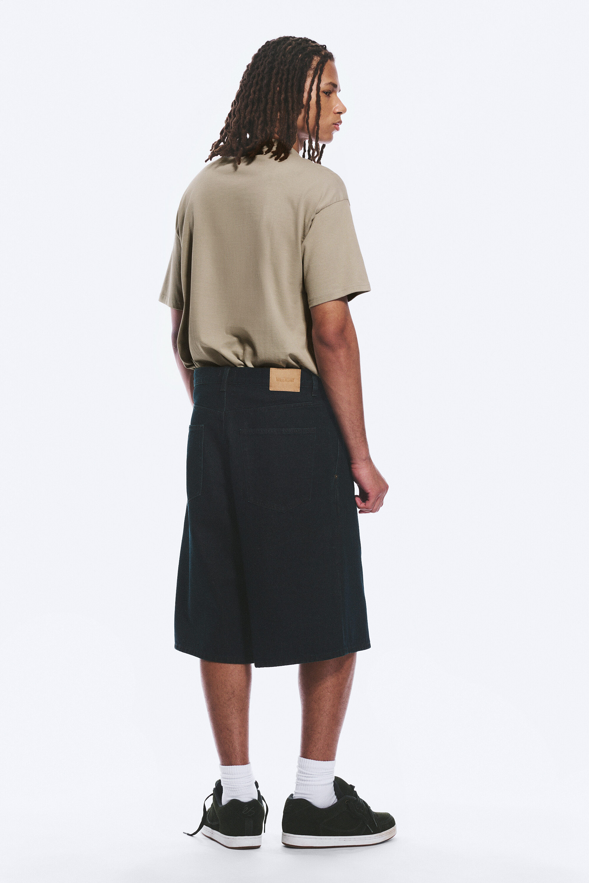 mid rise baggy pleated denim shorts - Emerald Rinse - Dark Blue