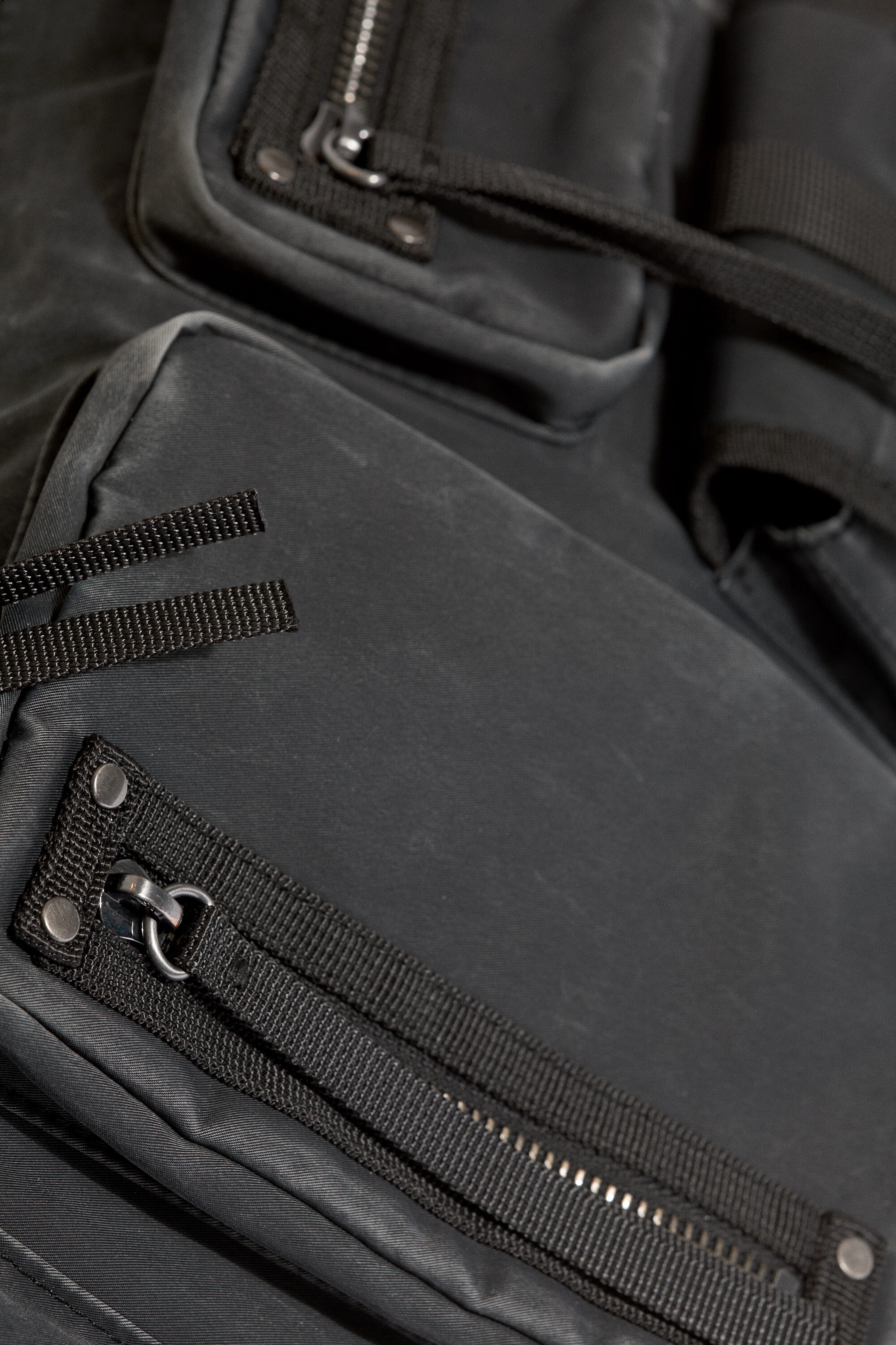 Washed Black - Multi-pocket Shoulder Bag - 3