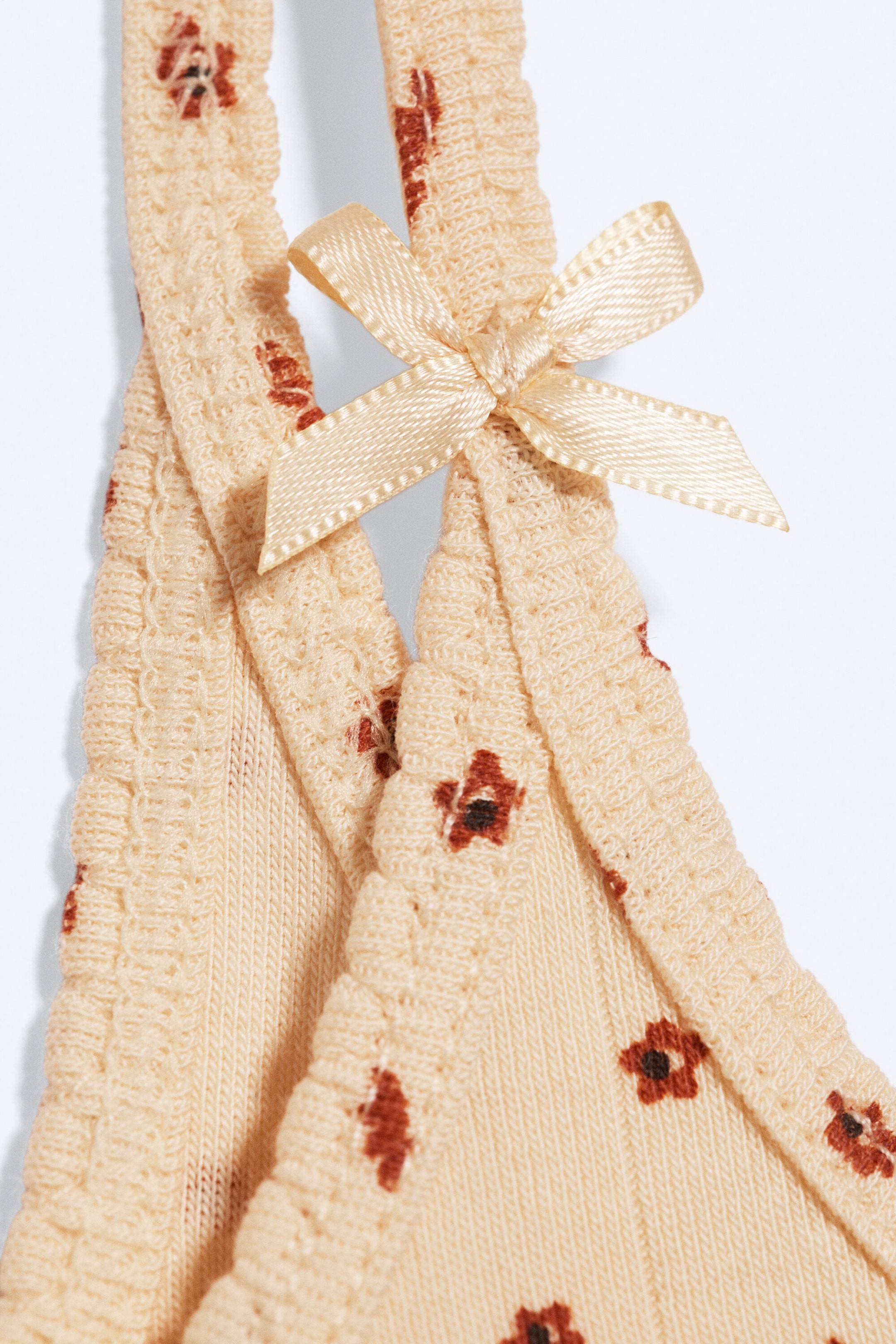 Light Yellow - Floral - Slim Ribbed Strap Top - 4
