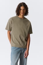 Khaki - Boxy T-Shirt mit lockerer Passform - 0