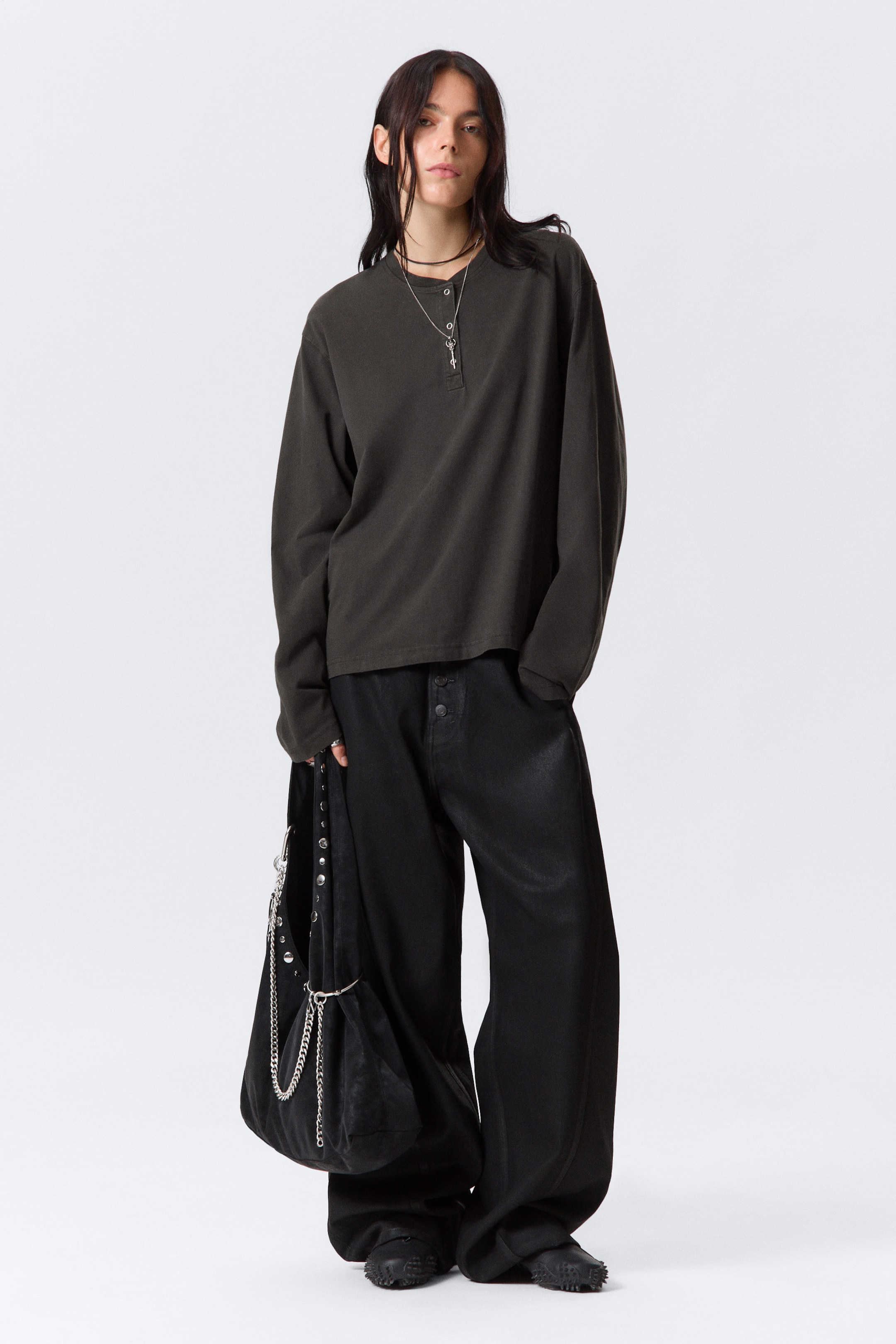 Dunkelgrau - Kastiges Henley-Shirt mit langen Ärmeln - 2