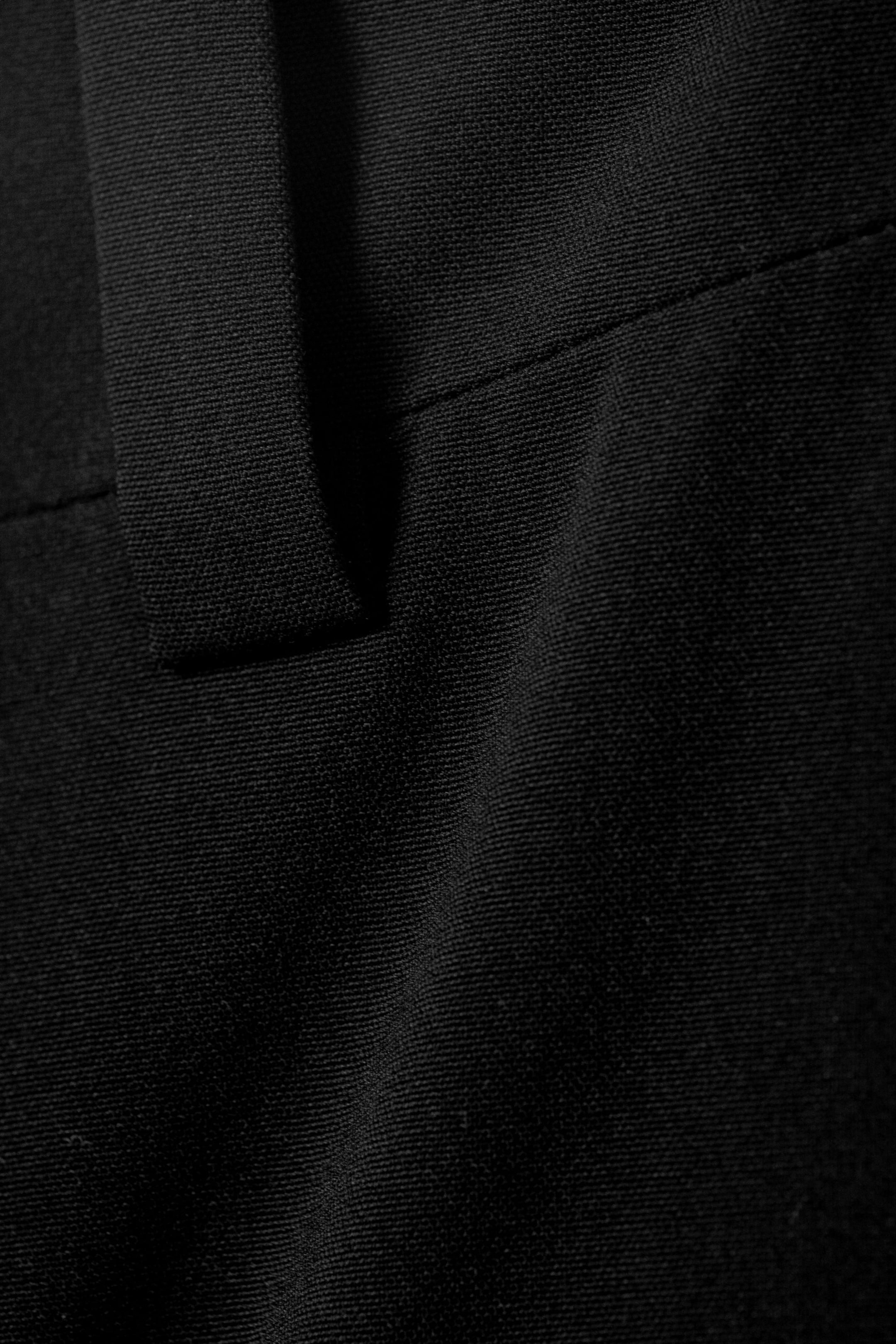 Schwarz - Minirock mit niedriger Taille - 1