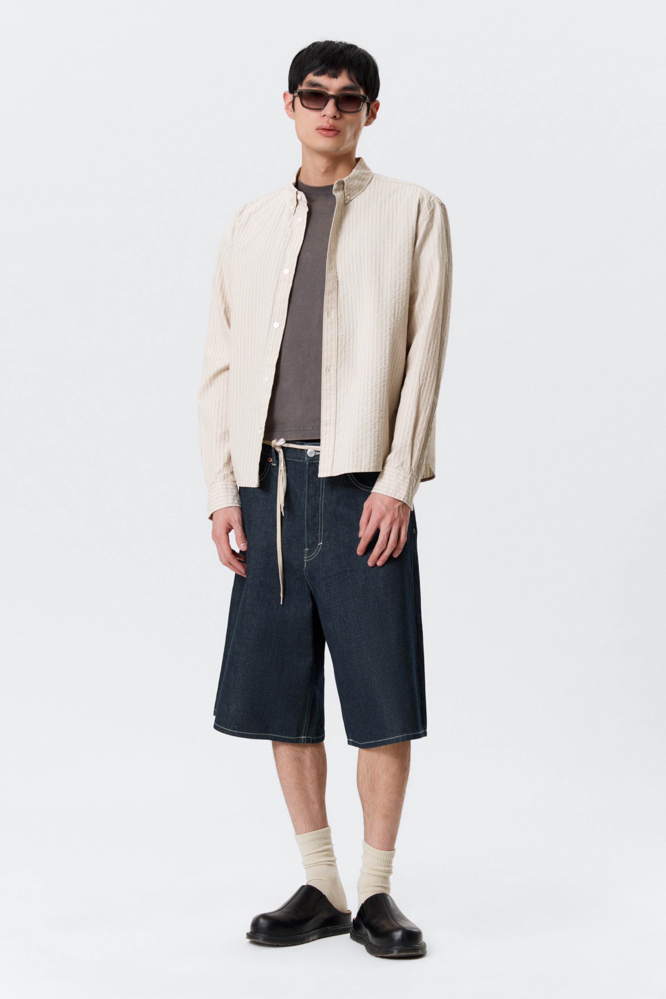 Beige rayé - Chemise boutonnée rayée décontractée - 2