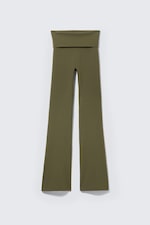 Mörk khakigrön - Utsvängda yogatights med vikt midja - 4