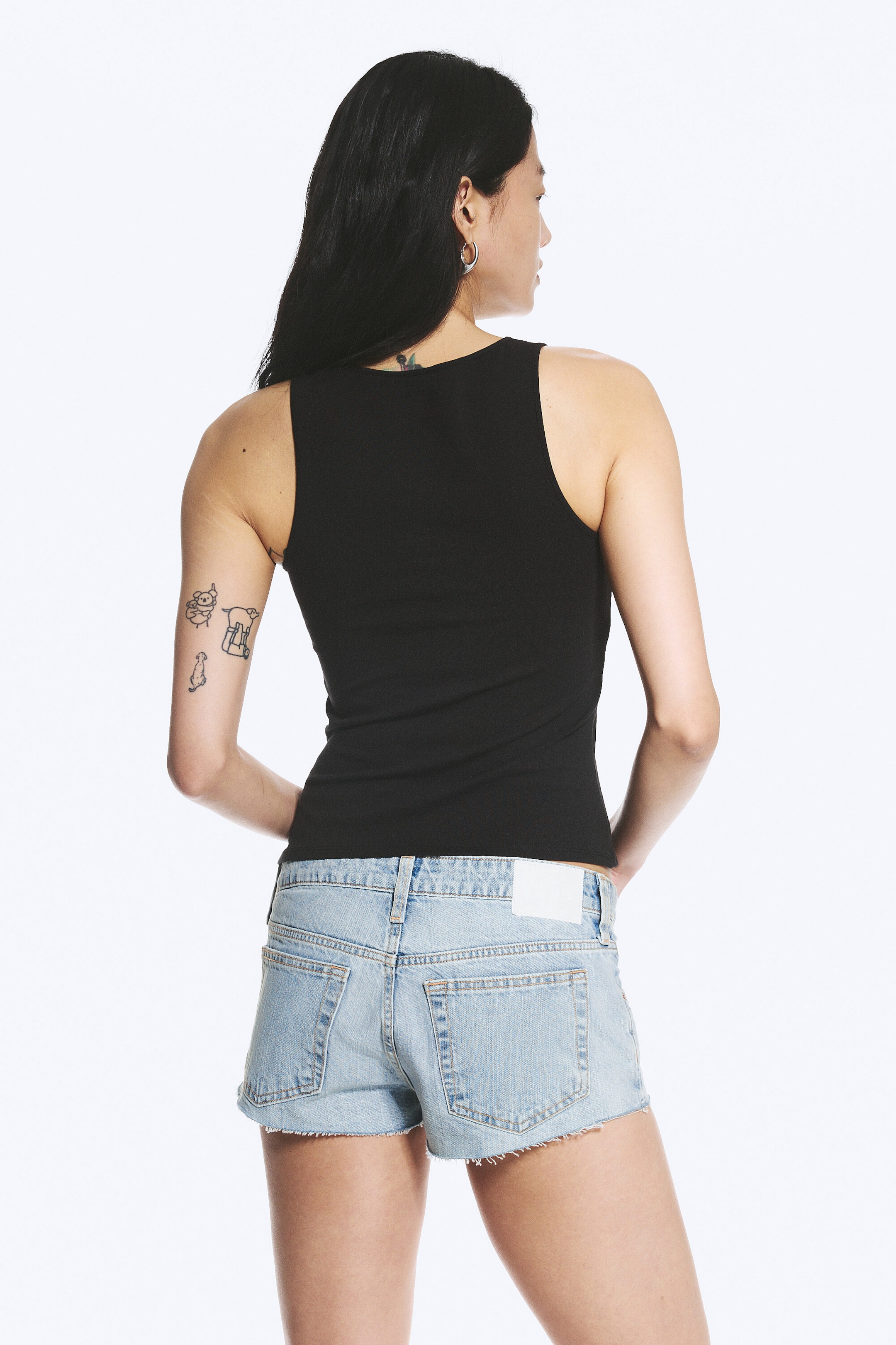 Black - Fitted Hook & Eye Tank Top - 3