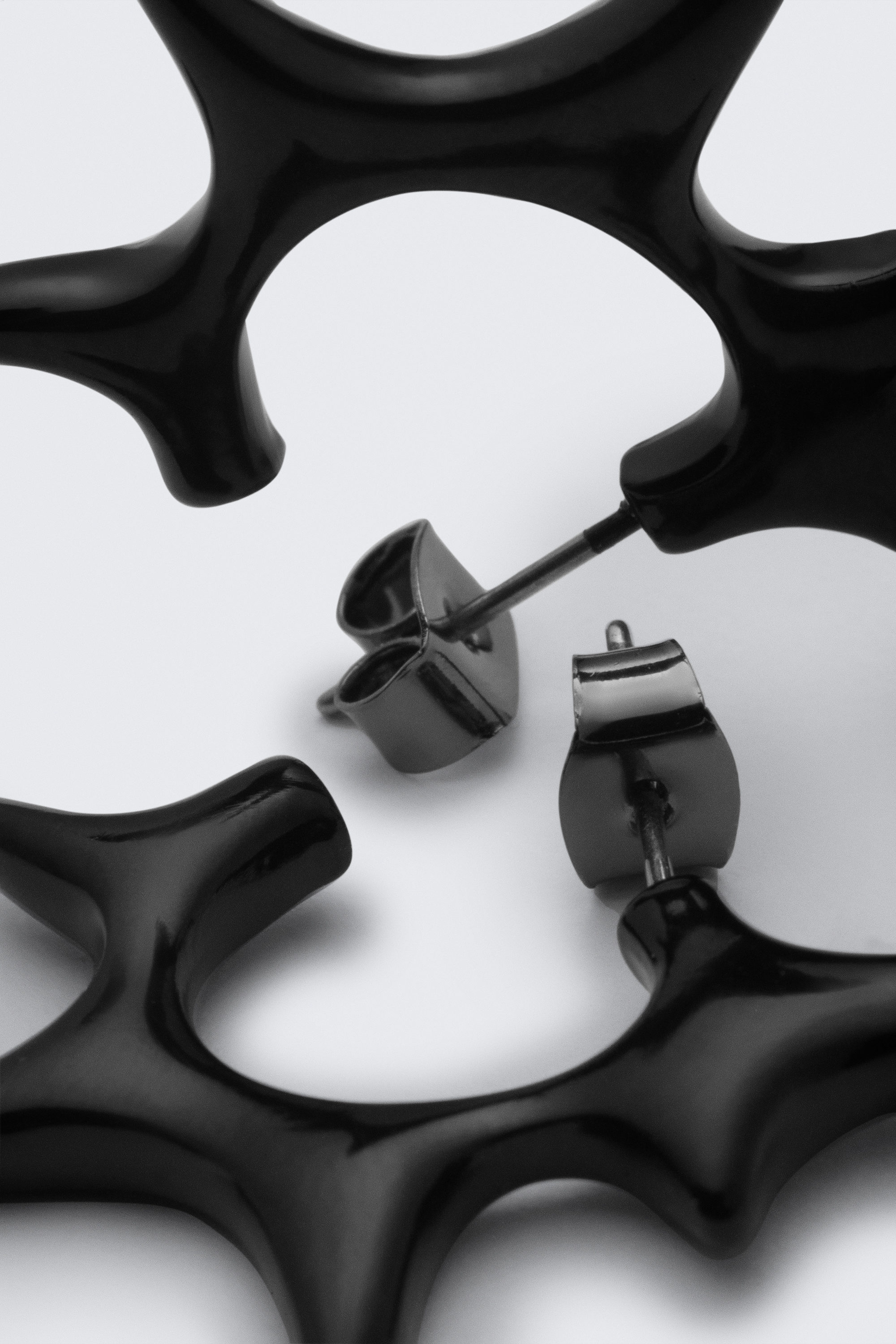 Schwarz - Stachelige Hoop-Ohrringe - 2