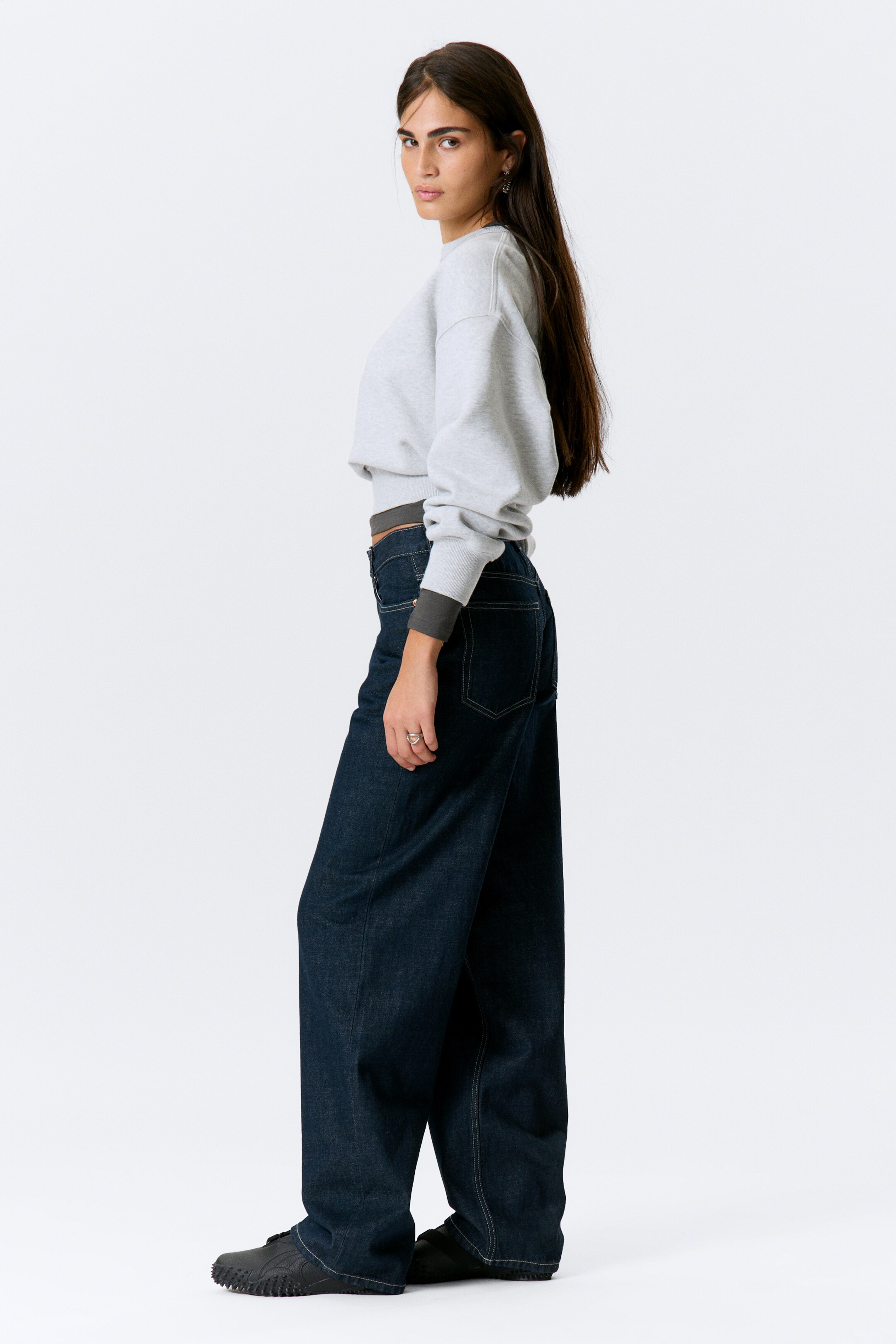 Zobrazit větší obrázek: Rail Mid Rise Loose Wide Leg Jeans - Blue Rinse - Dark Blue - ŽENY | H&M CZ 4