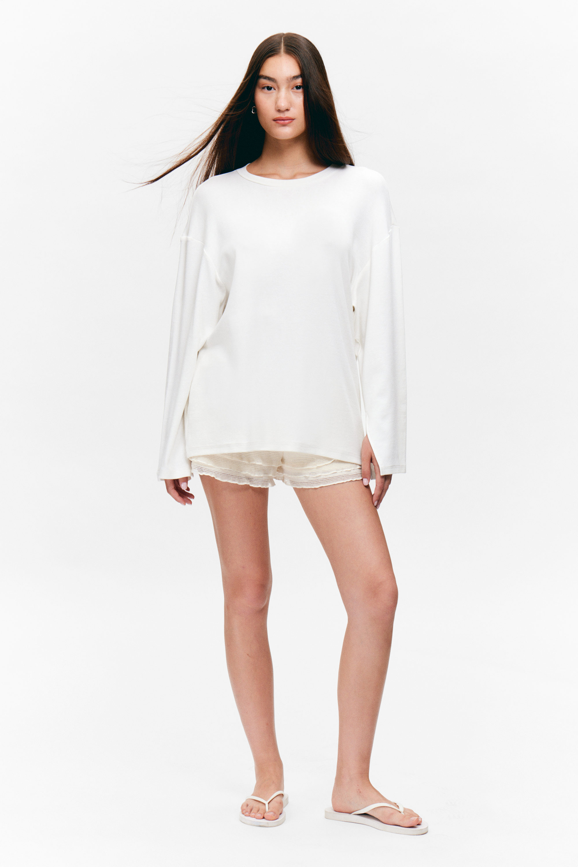 White - Soft Oversized Long-Sleeved Top - 2
